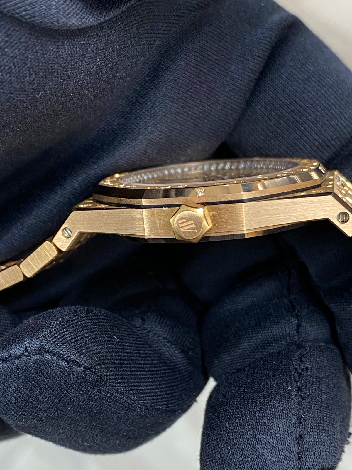Audemars Piguet Royal Oak Quartz Diamond 67654OR.ZZ.1264OR.01 SOLD