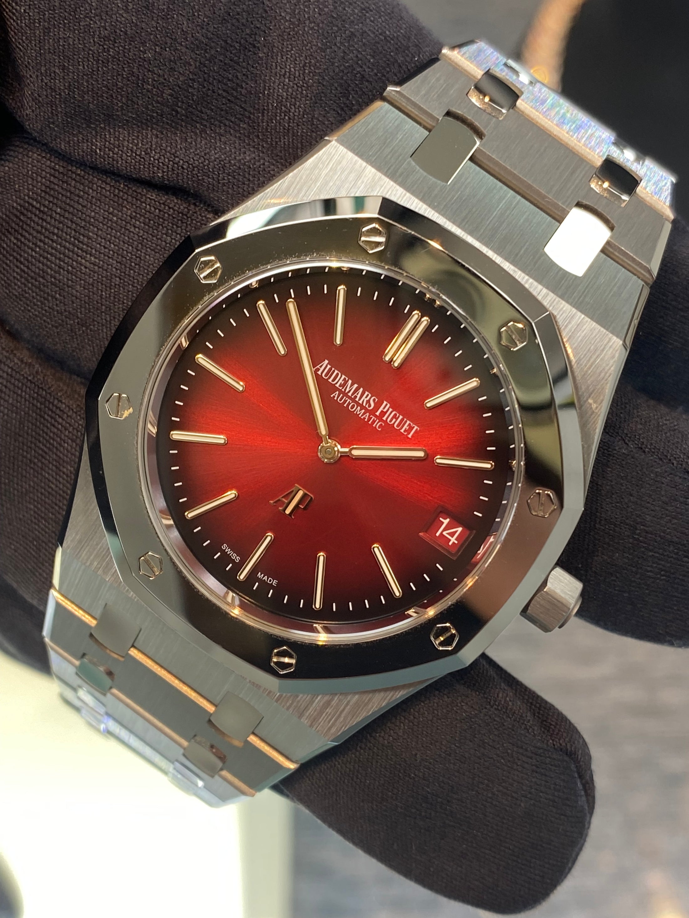 AUDEMARS PIGUET Royal Oak 16202XT Complete 2025