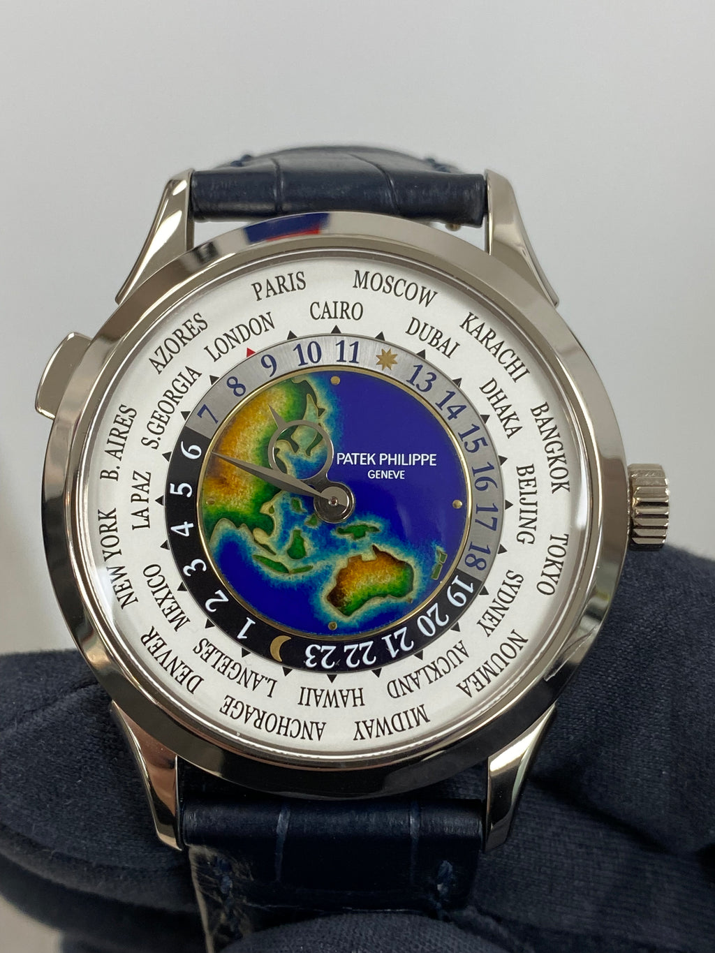 Patek Philippe Complications - World Time - Rare Handcrafts 5231G-001