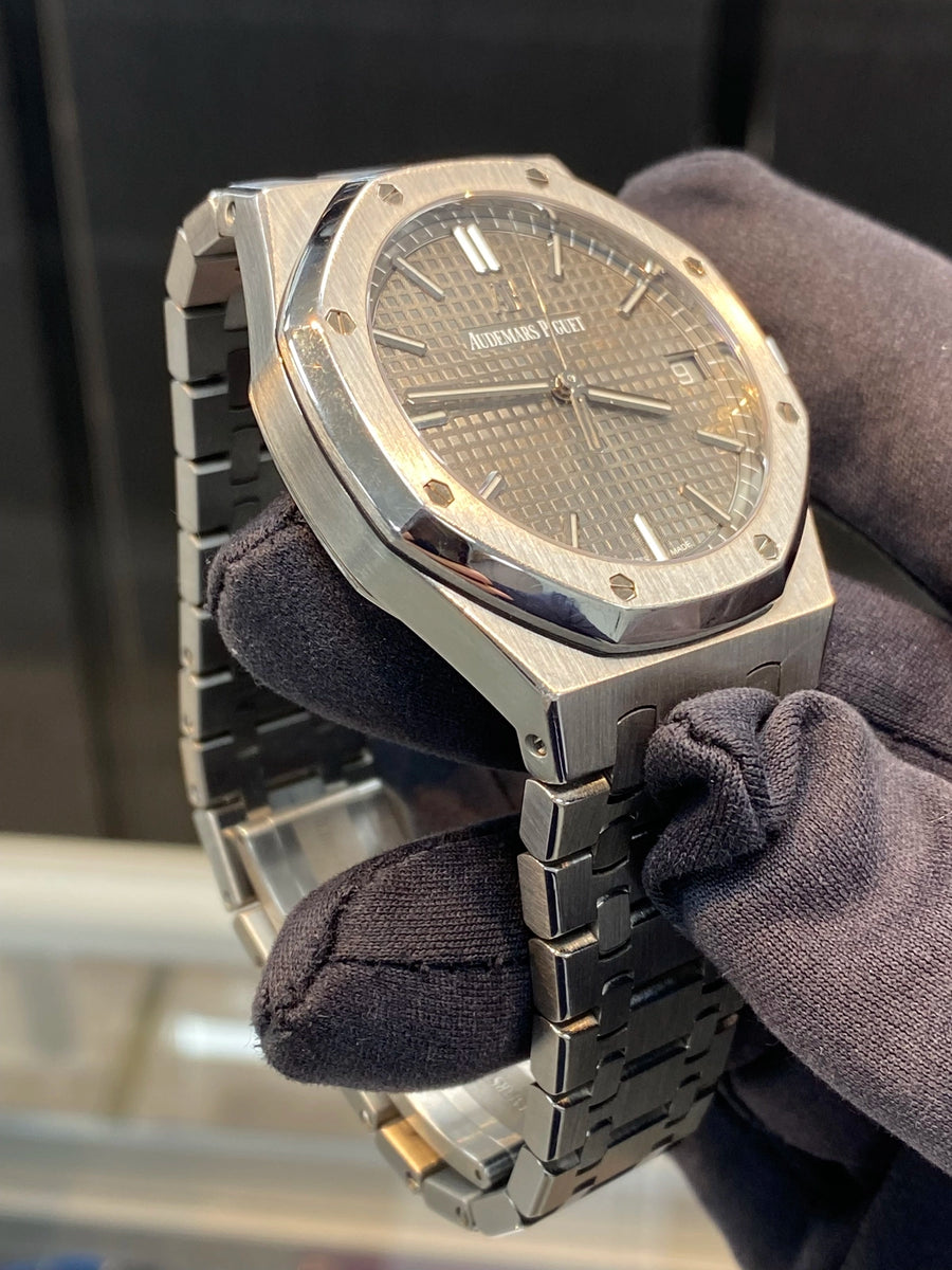 Audemars Piguet Royal Oak Selfwinding 15500ST.OO.1220ST.02