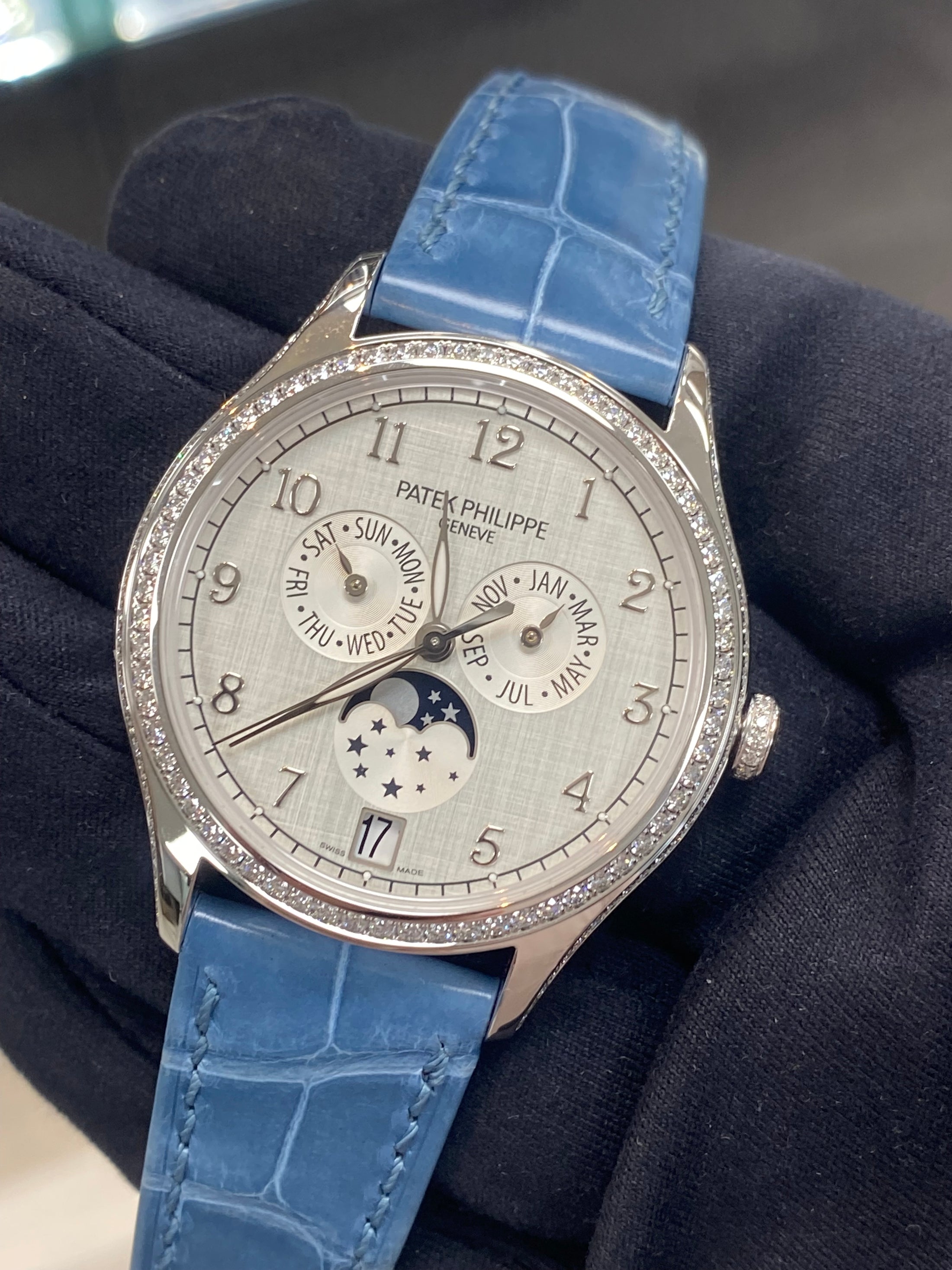 PATEK PHILIPPE Ladies Annual Cal 4947G Complete 2024