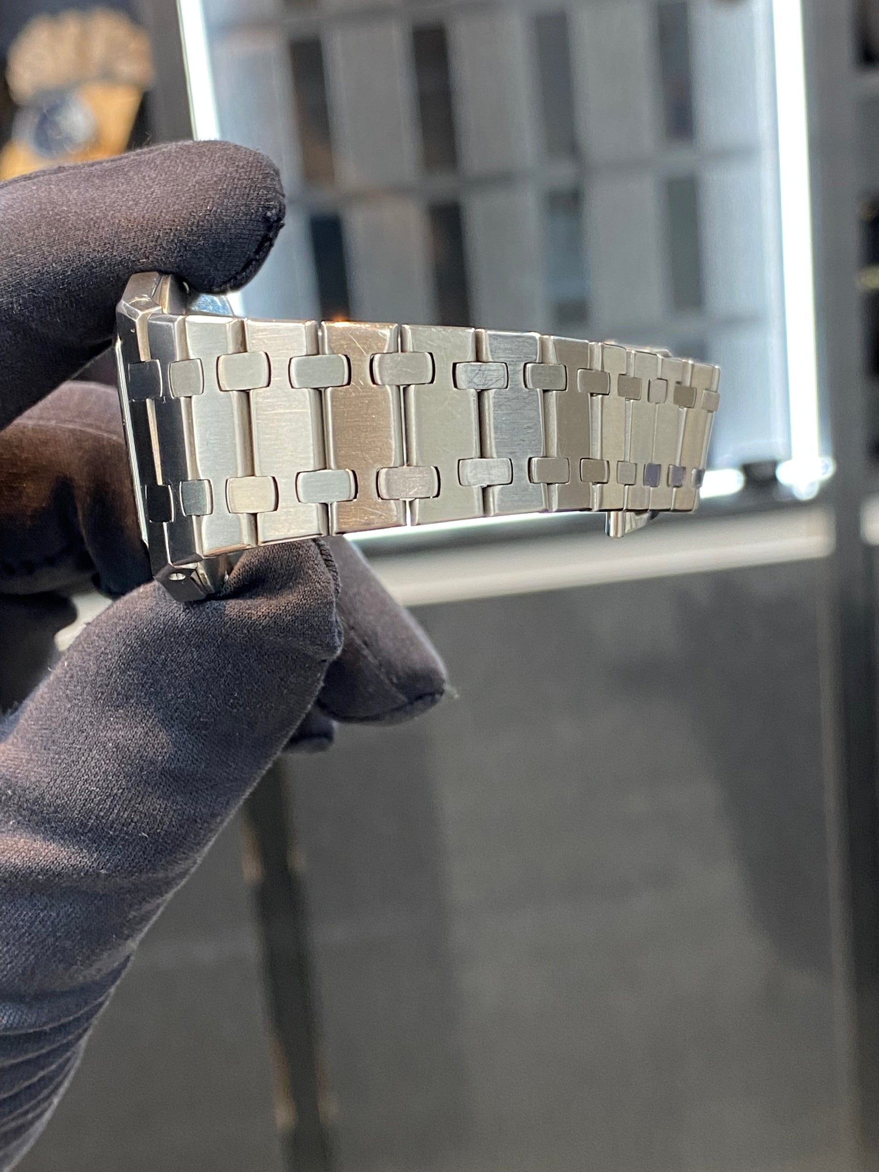 Audemars Piguet Jumbo Royal Oak Quartz 6005ST