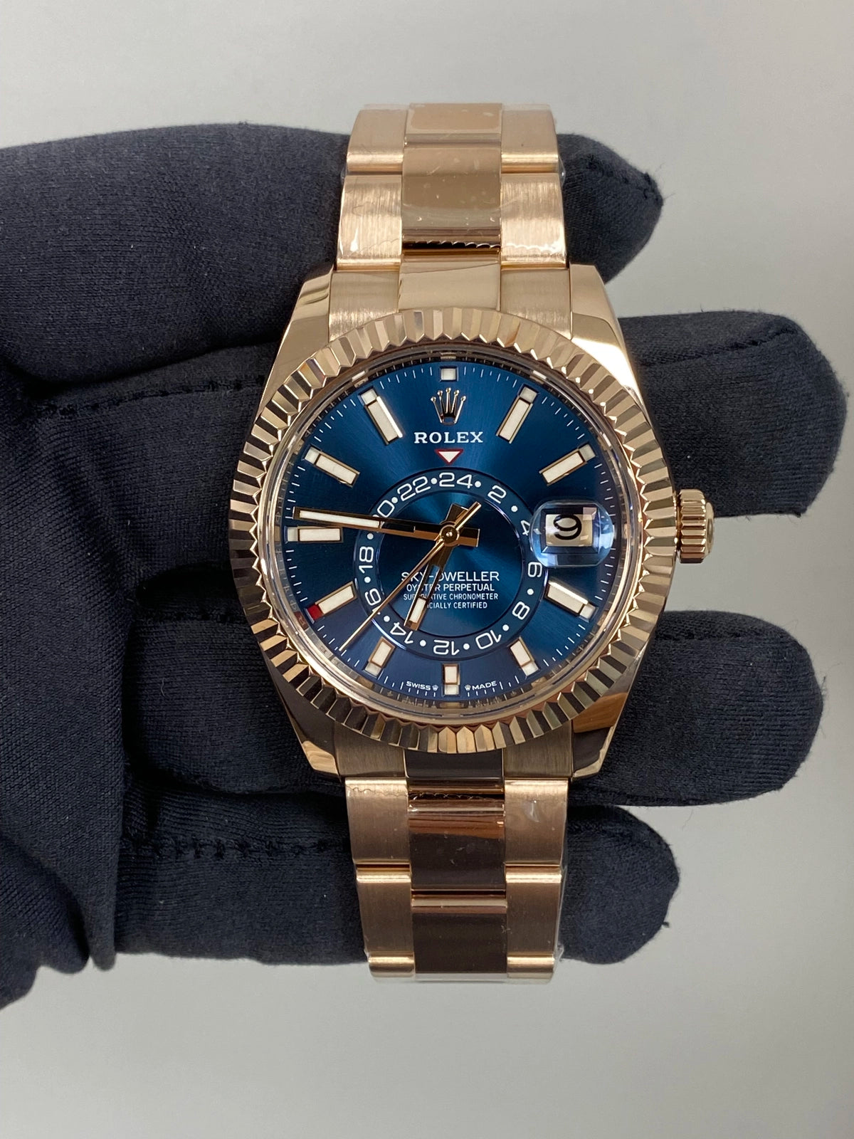Rolex Sky-Dweller 336935 — listing photograph