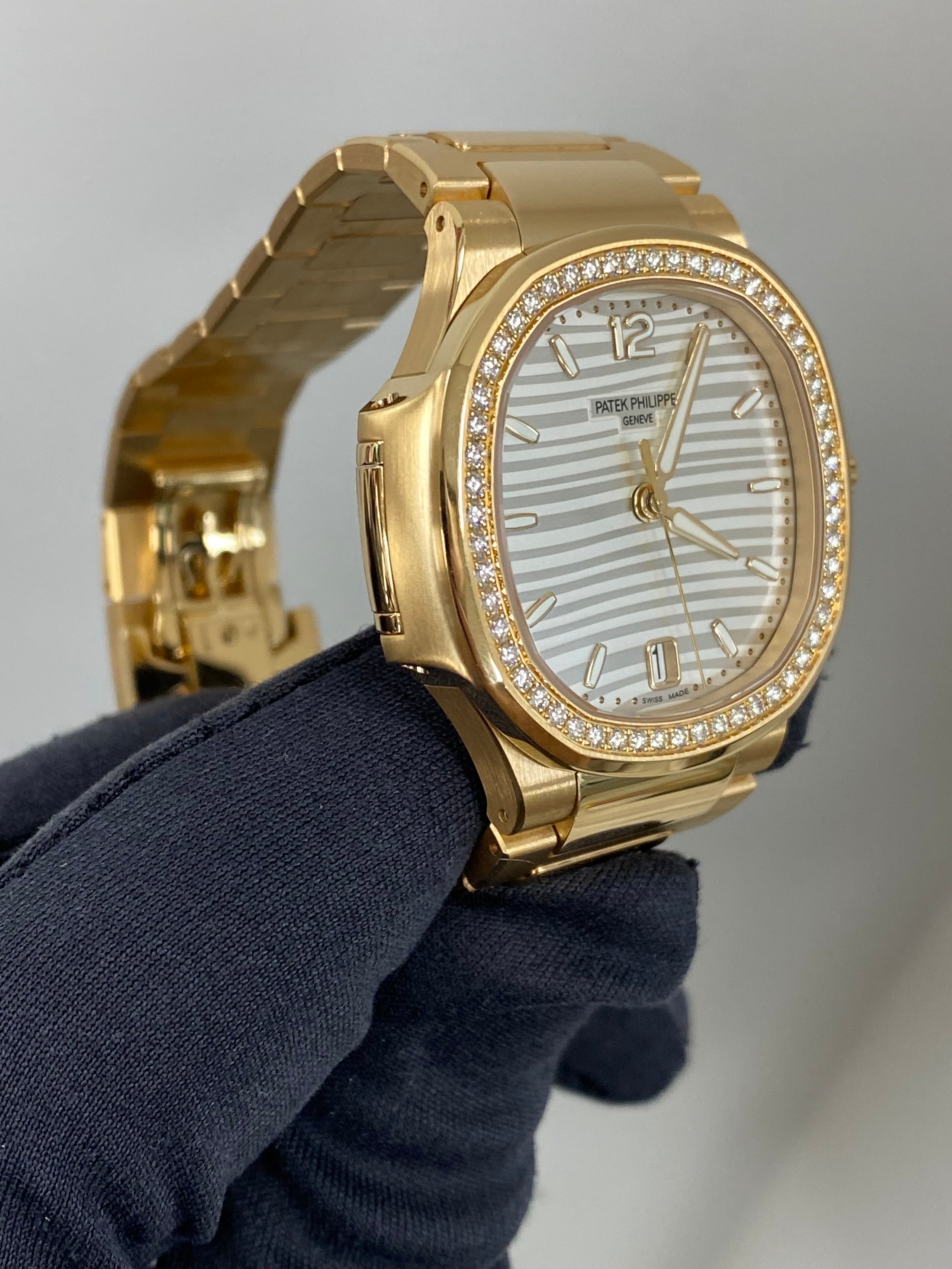 Patek Philippe Ladies Nautilus 7118/1200R-001 Complete 2026
