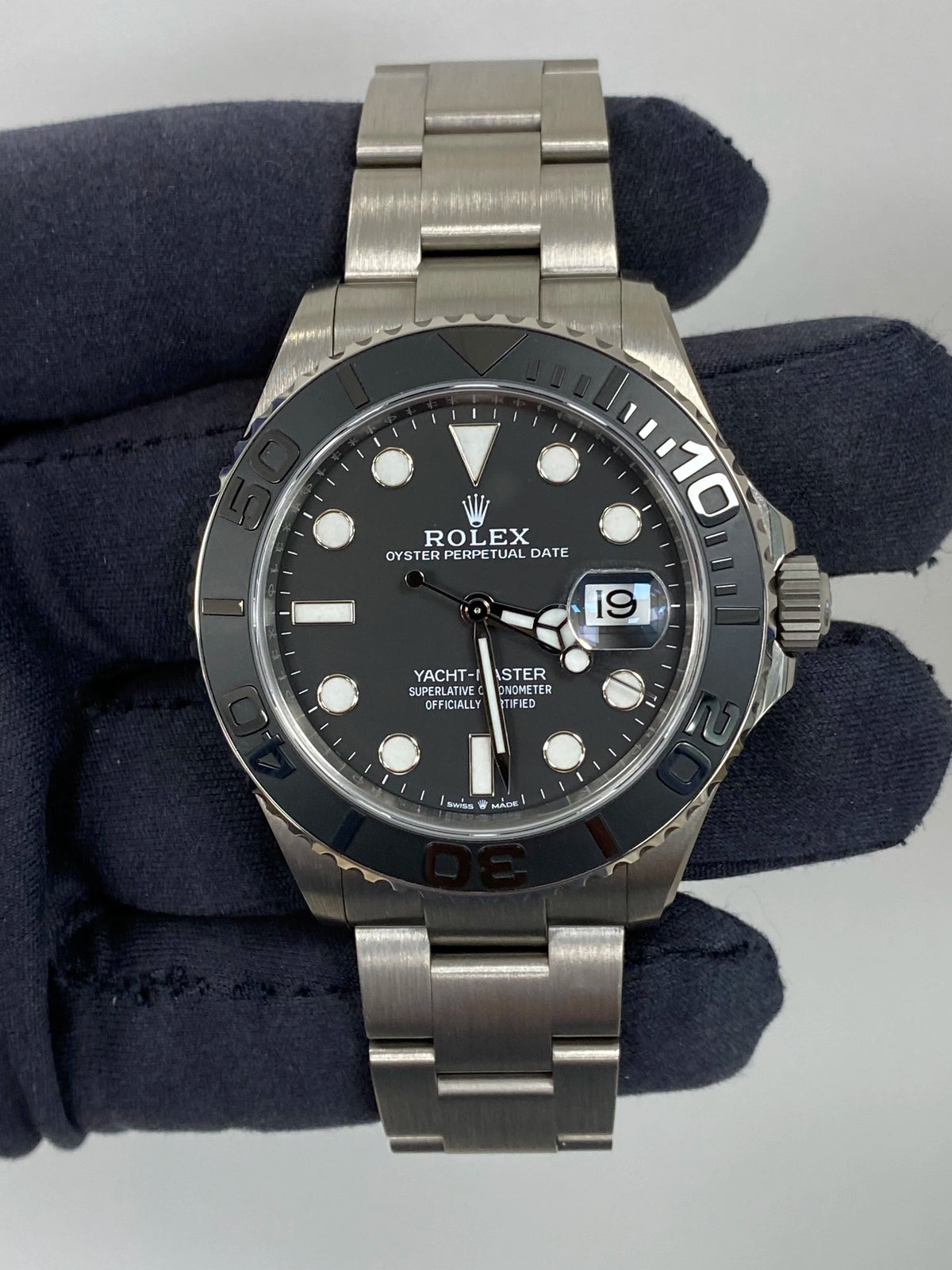 Rolex Rlx Titanium Yacht-Master 42 226627 Card 2026