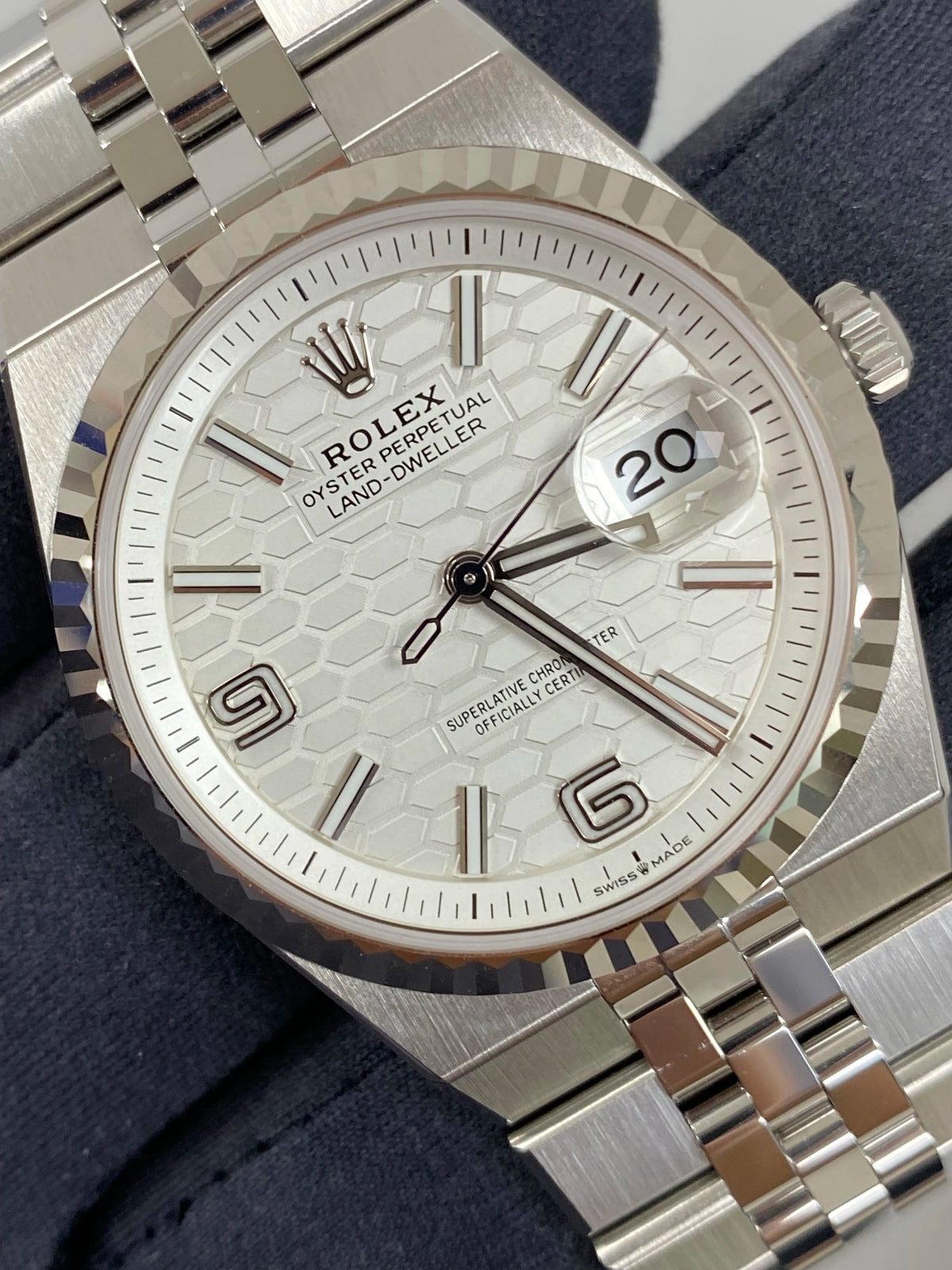 Rolex Land-Dweller 36 127234 Card 2026