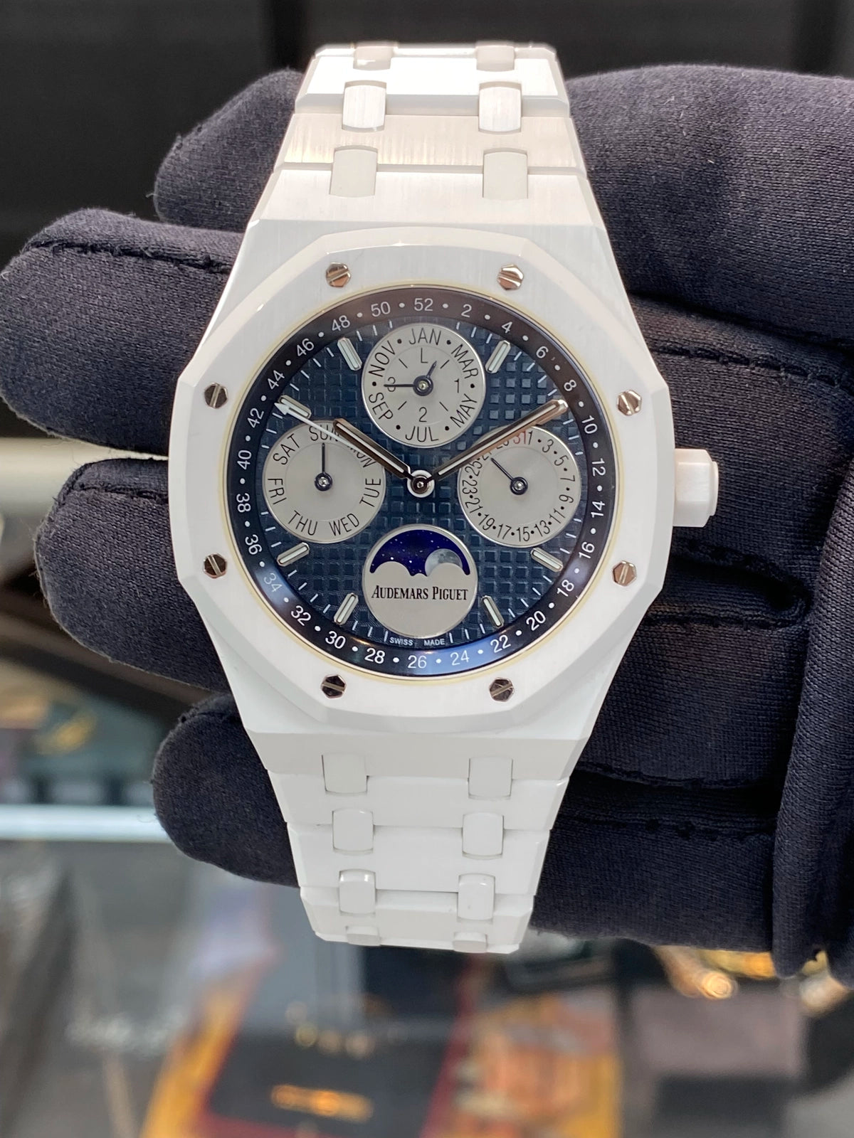 Audemars Piguet Royal Oak Perpetual Calendar 26579CB.OO.1225CB.01 — listing photograph