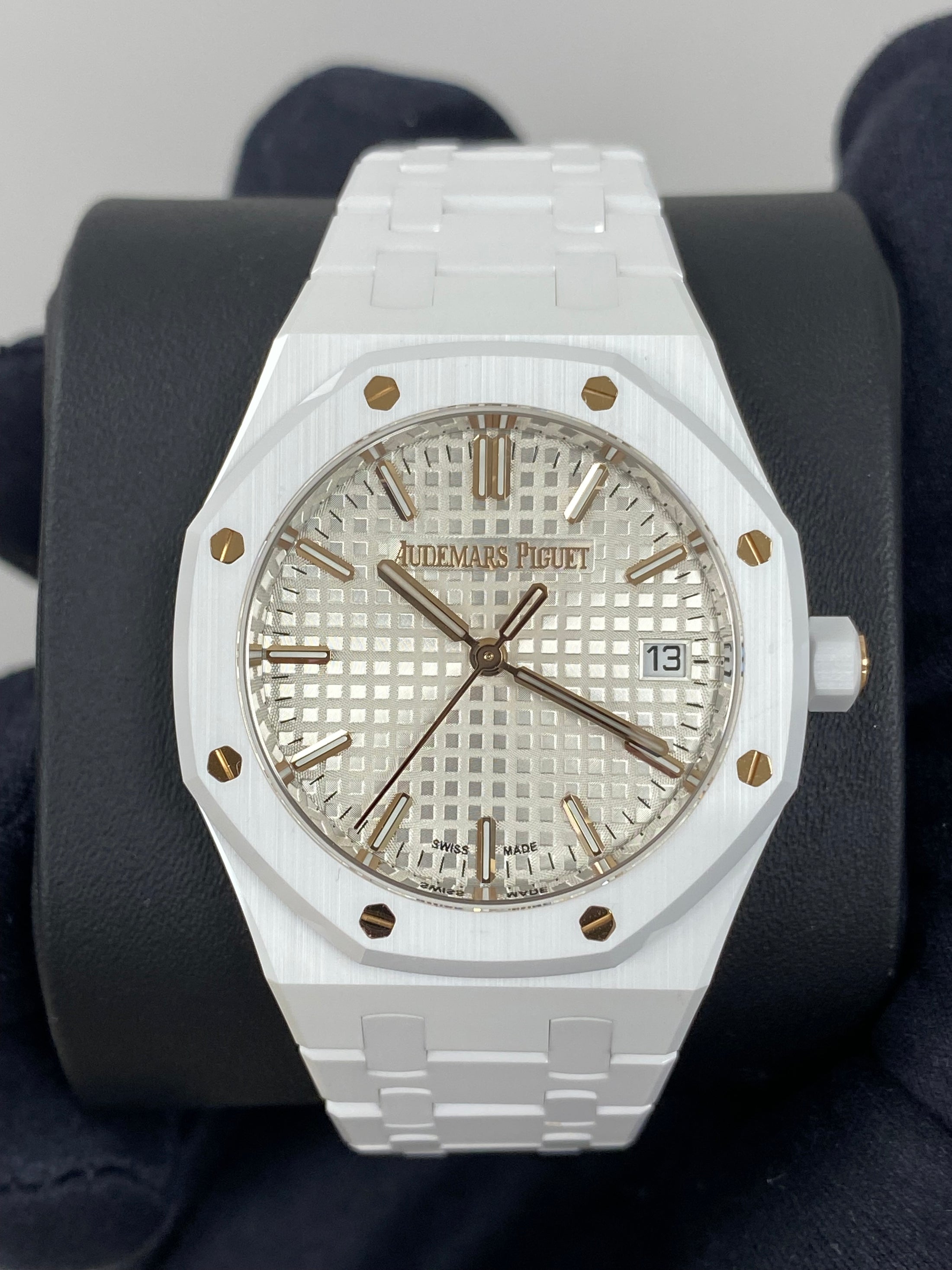 Audemars Piguet Royal Oak 77350CB.OO.1266CB.01 Complete 2024