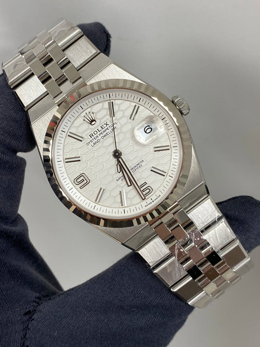 Rolex Land-Dweller 40 127334 Complete 2026