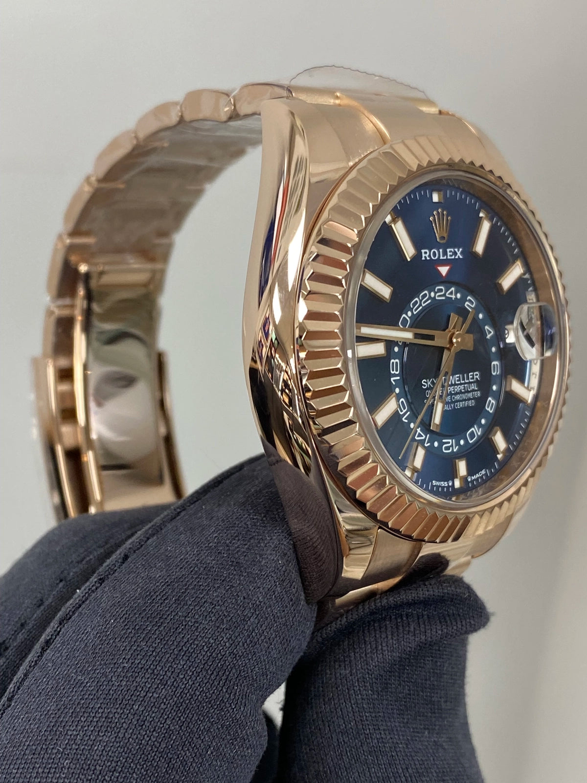 Rolex Sky-Dweller 336935 — listing photograph