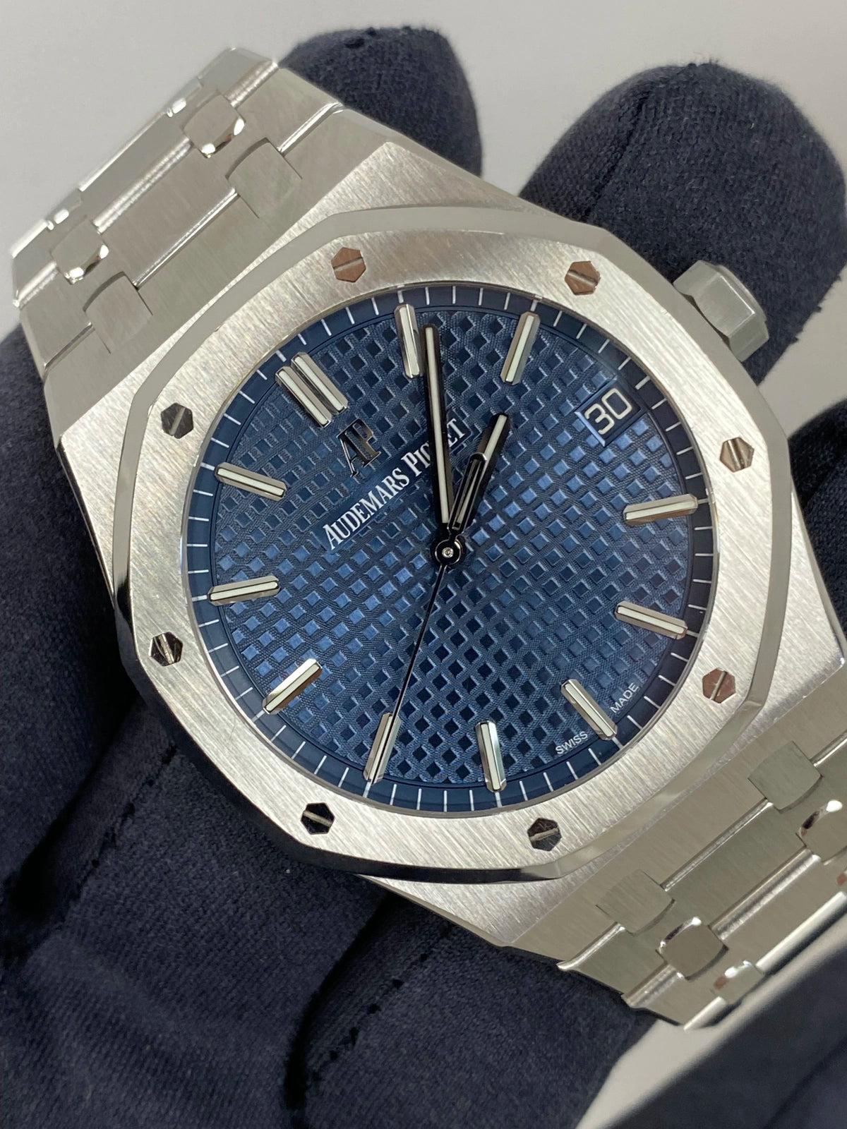 Audemars Piguet Royal Oak 15500ST.OO.1220ST.01 Complete 2021