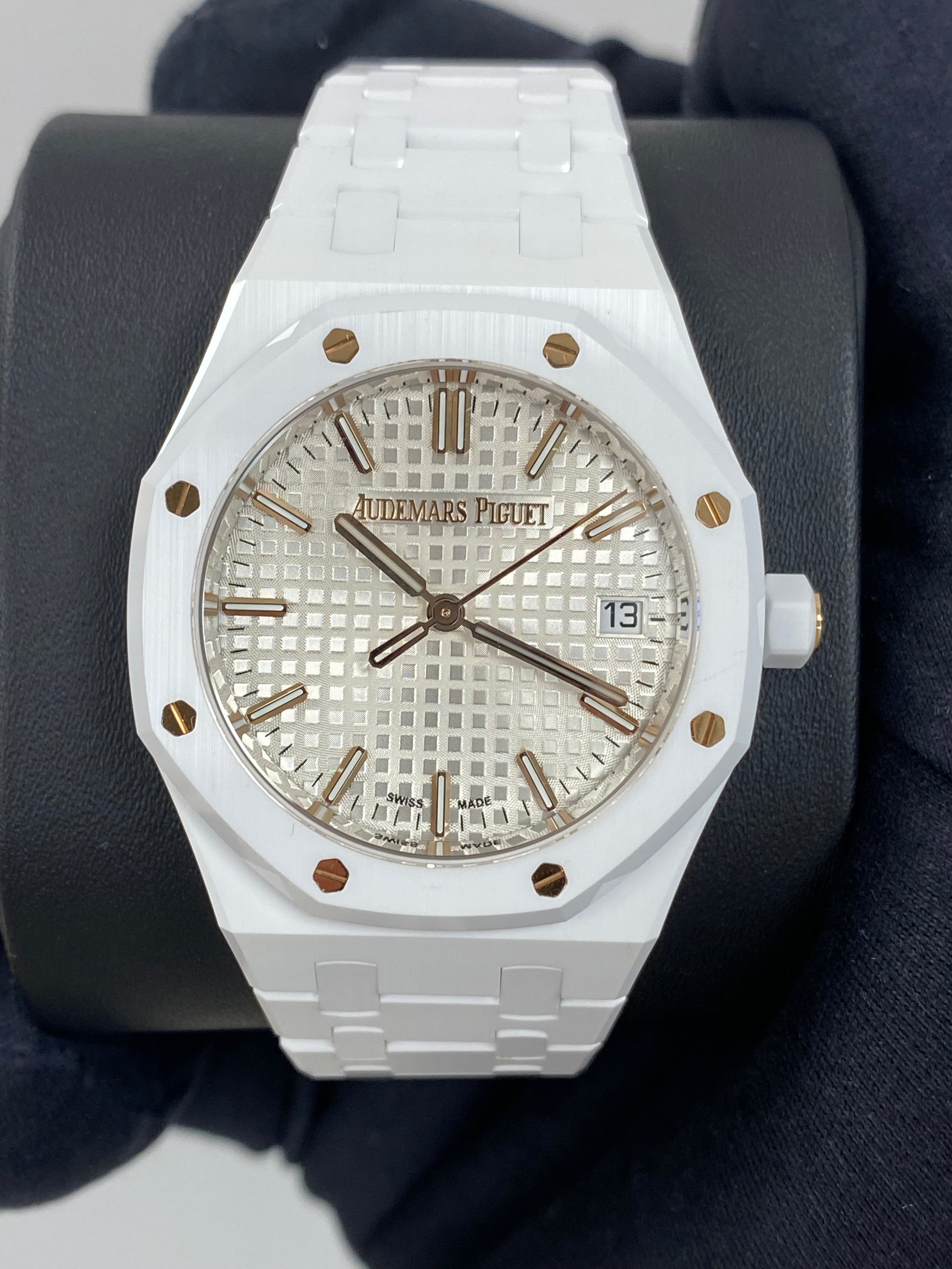 Audemars Piguet Royal Oak 77350CB.OO.1266CB.01 Complete 2024