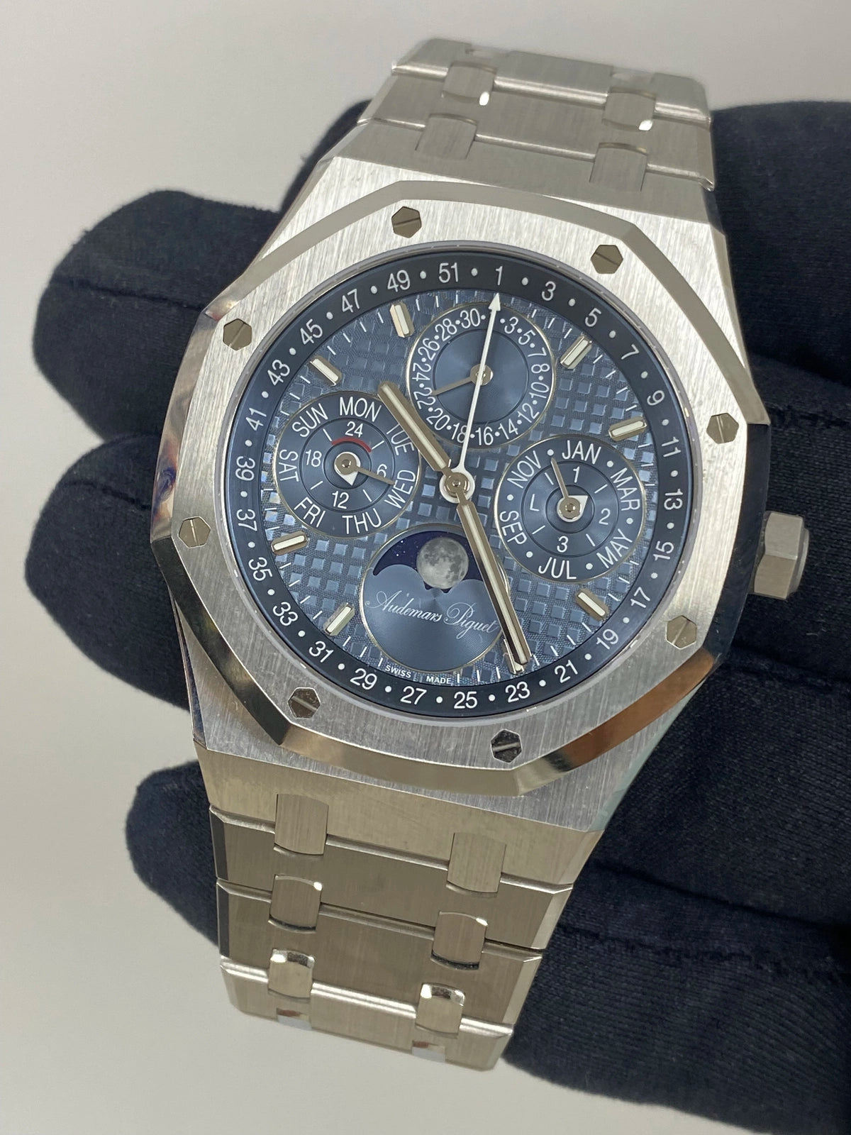 AUDEMARS PIGUET Royal Oak Perpetual Calendar 26674ST Complete 2025