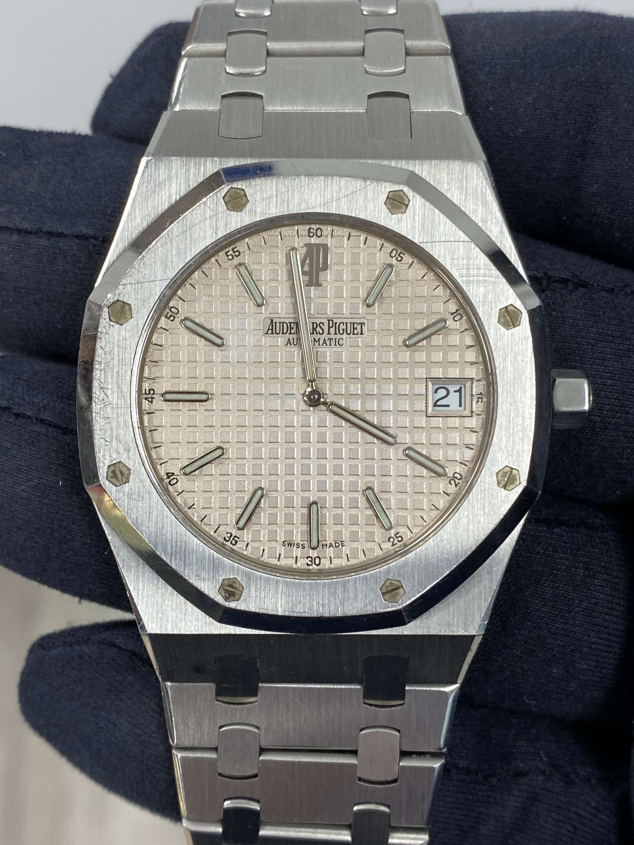 Audemars Piguet Royal Oak "Jumbo" Extra-Thin 15202ST.OO.0944ST.01