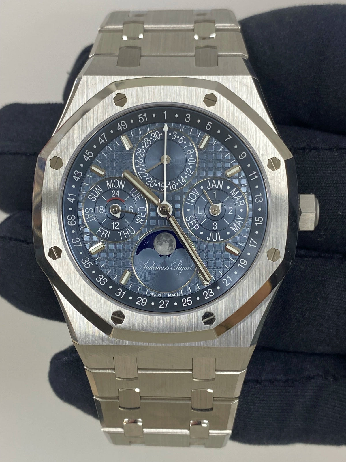 AUDEMARS PIGUET Royal Oak Perpetual Calendar 26674ST Complete 2025