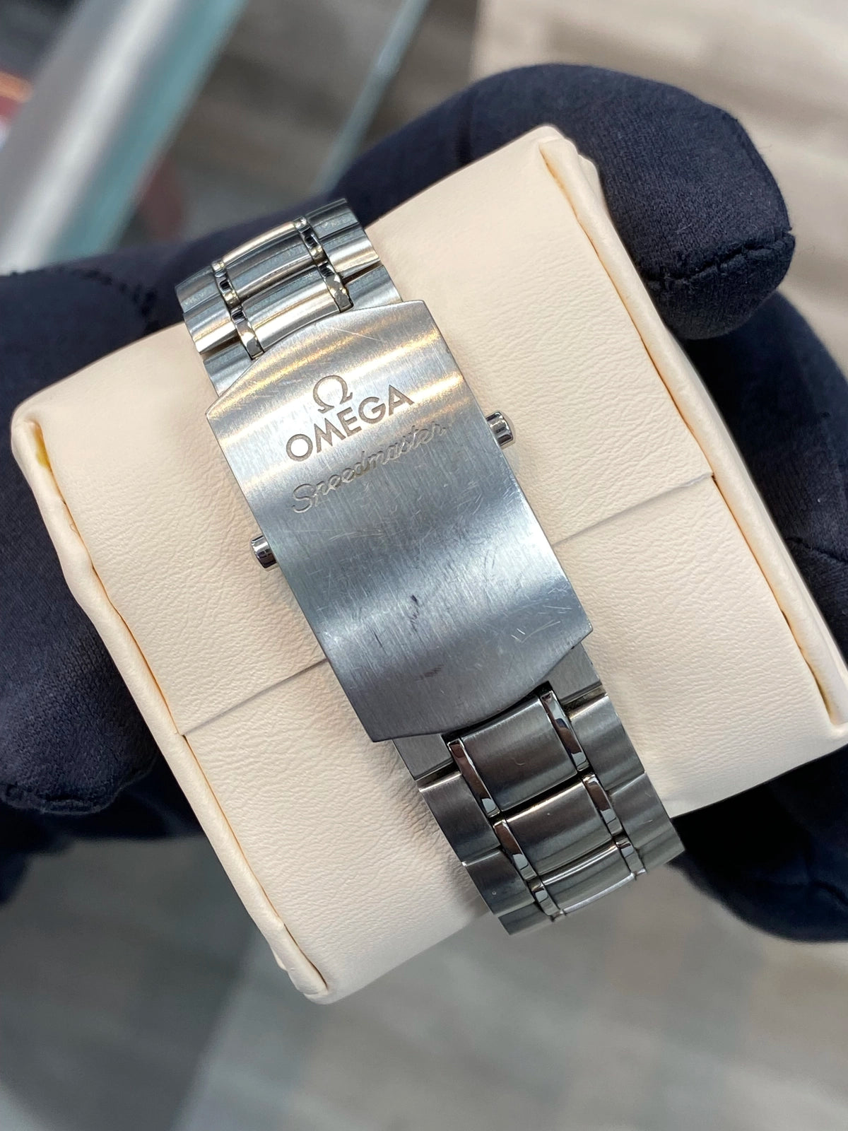 Omega Speedmaster 326.30.40.50.01.001 Complete 2021 SOLD