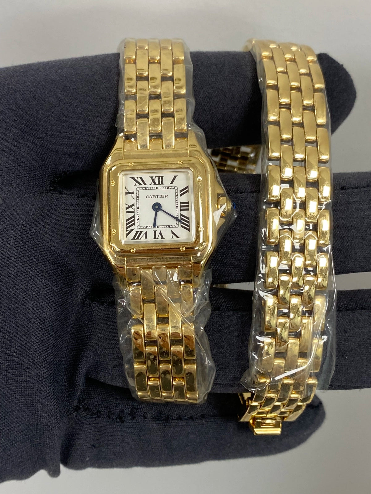 Cartier Panthere de Cartier Small WGPN0046 — listing photograph