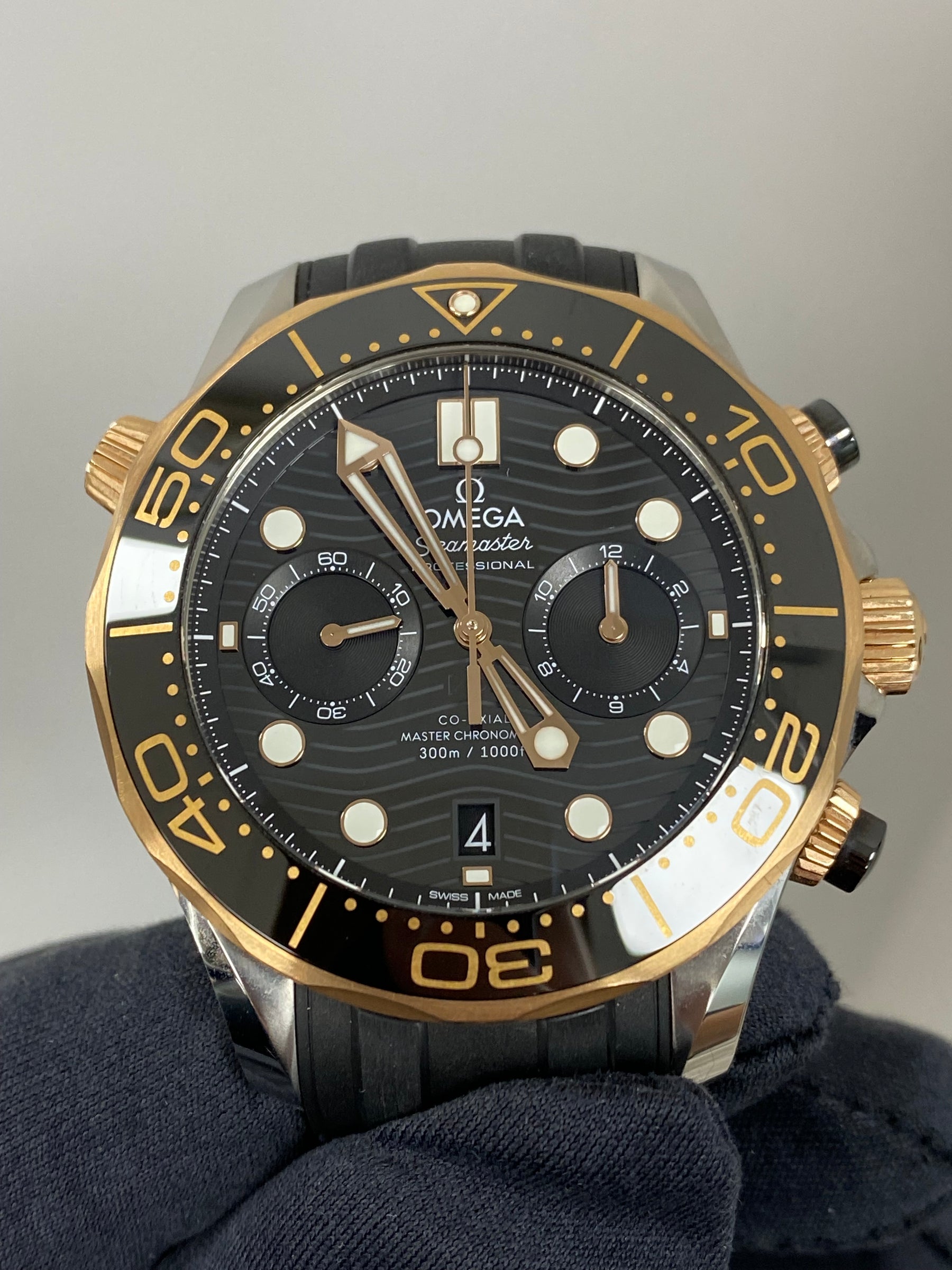 Omega Seamaster Diver 300M Co-Axial Master Chronometer 210.22.42.20.01.001 with Box