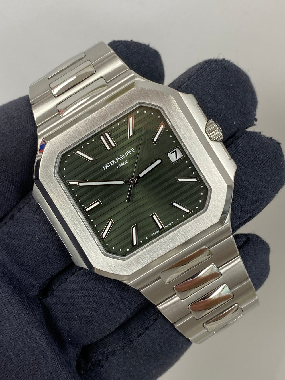 Patek Philippe Cubitus 5821/1A-001 Complete 2024