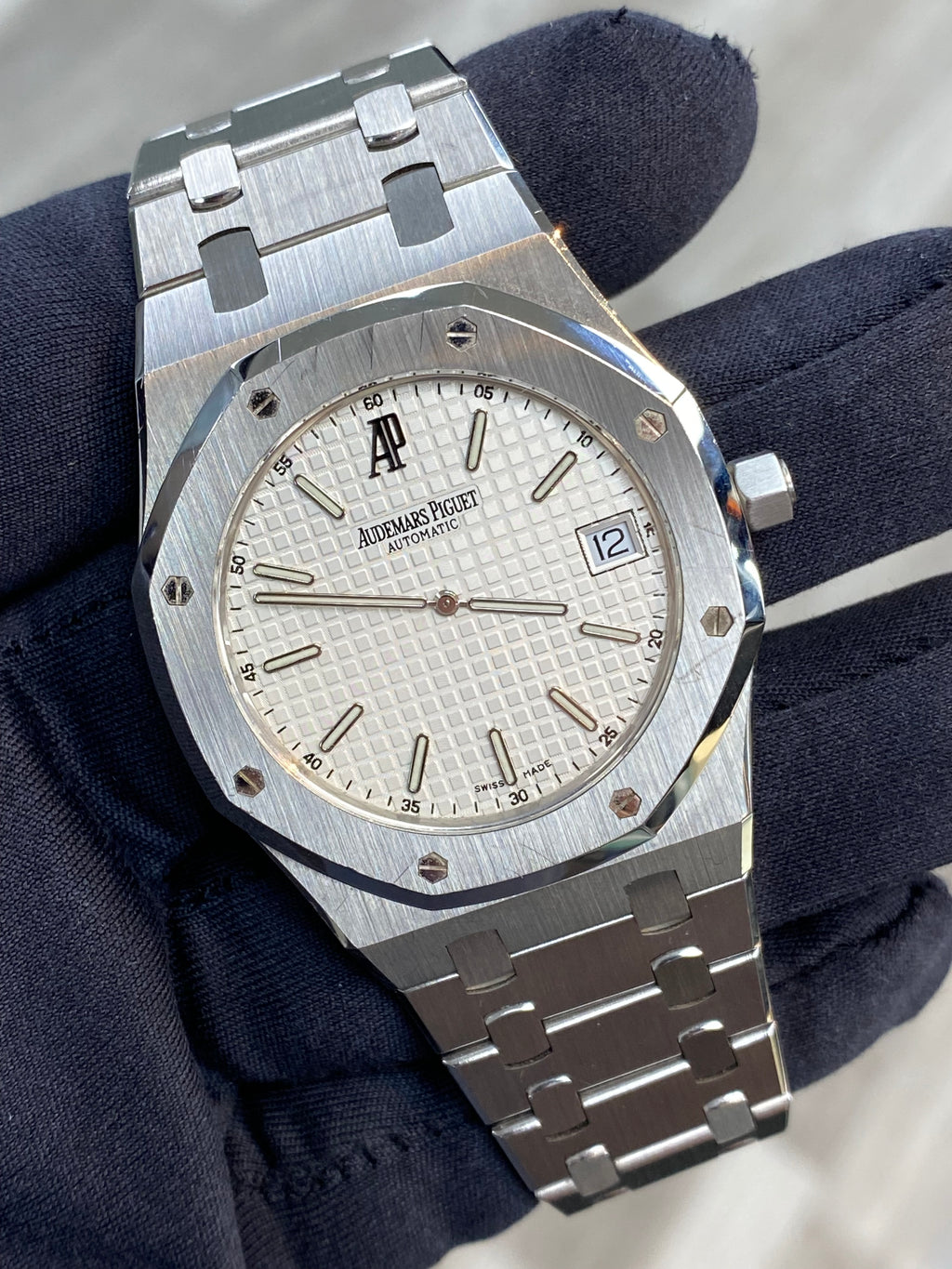 Audemars Piguet Royal Oak "Jumbo" Extra-Thin 15202ST.OO.0944ST.01