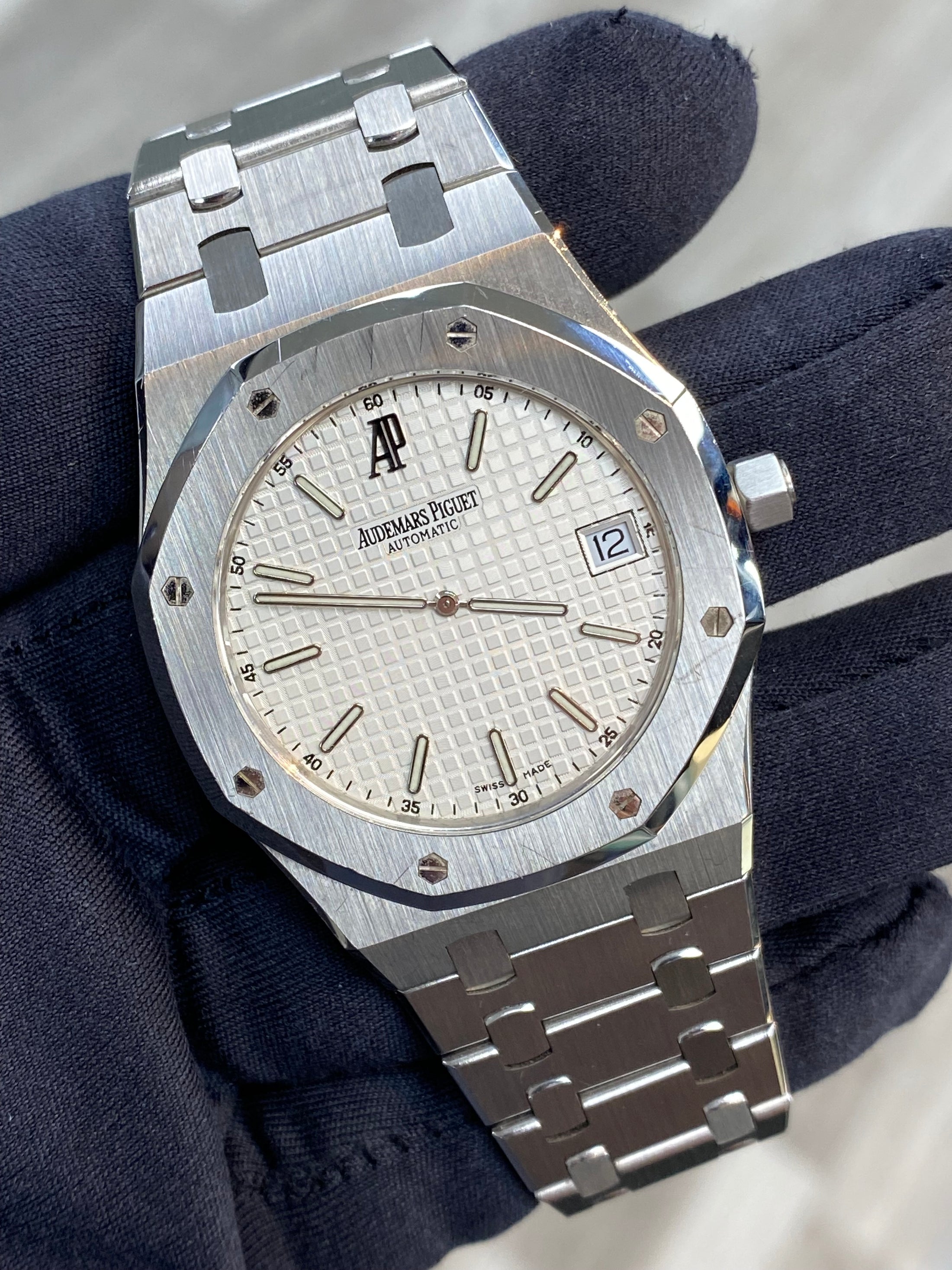 Audemars Piguet Royal Oak "Jumbo" Extra-Thin 15202ST.OO.0944ST.01 Archives 2008