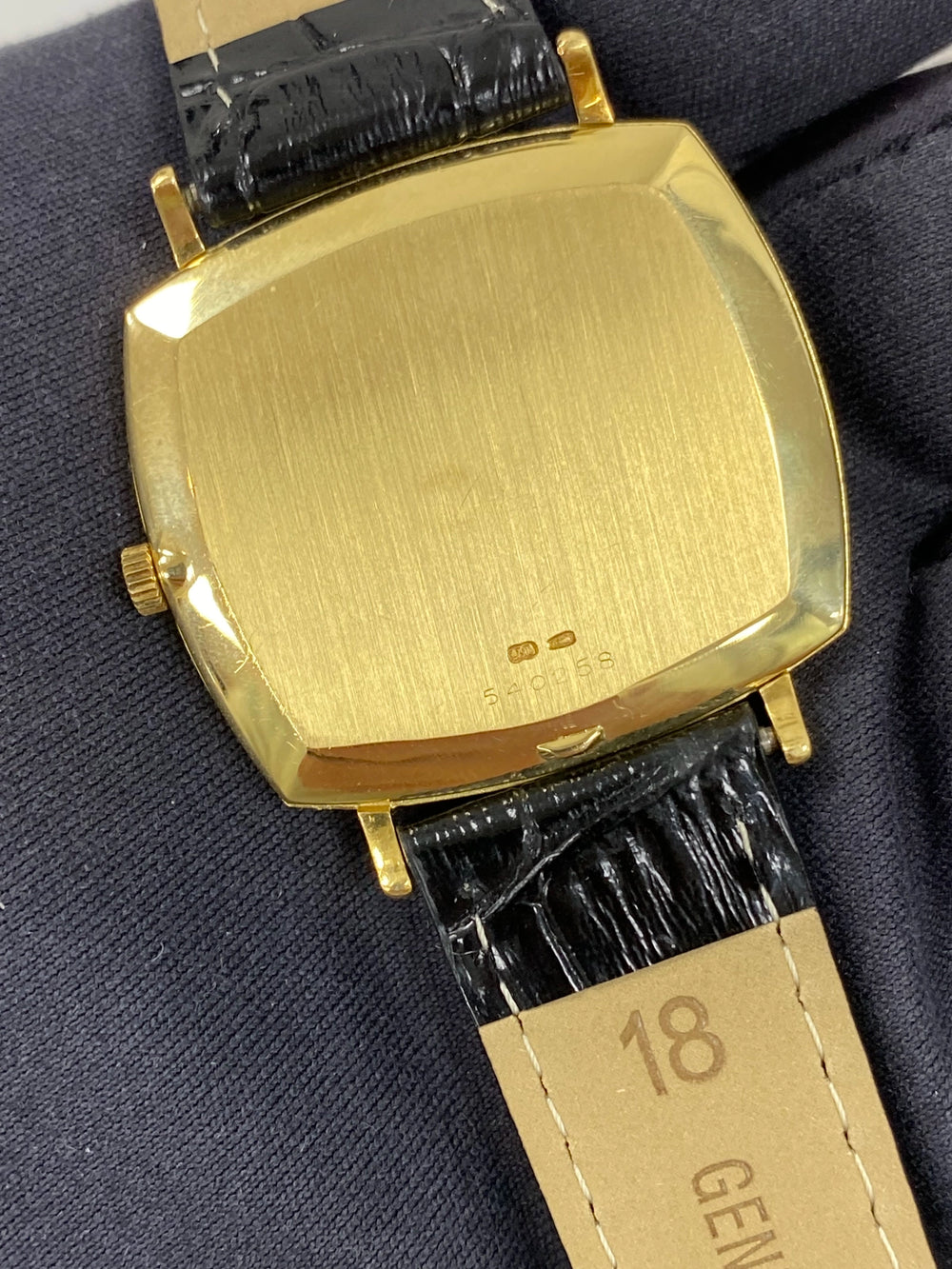 Vacheron Constantin Cushion Case 39203 — listing photograph