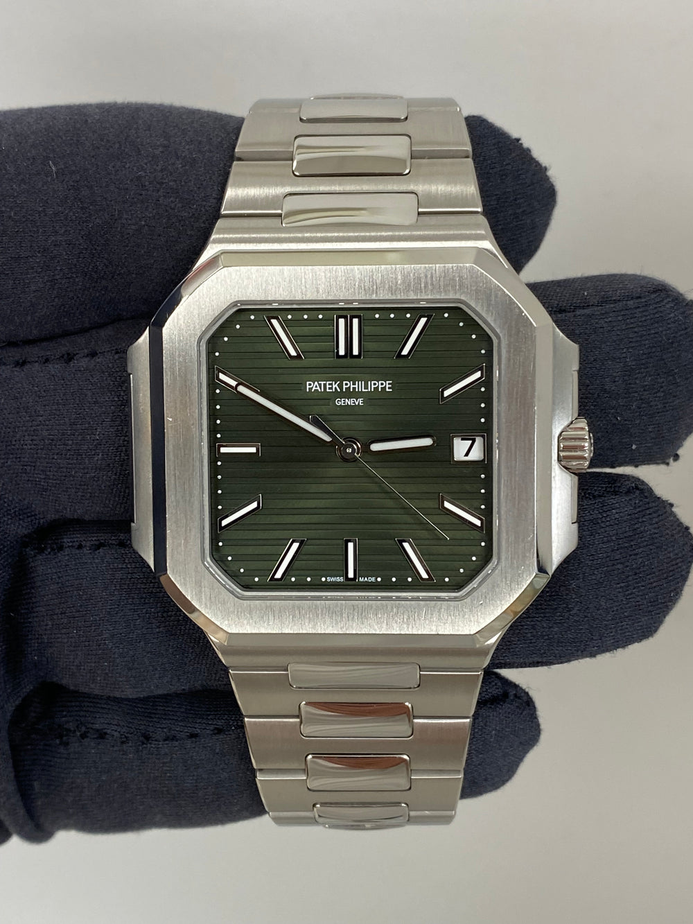 Patek Philippe Cubitus 5821/1A-001 Complete 2024