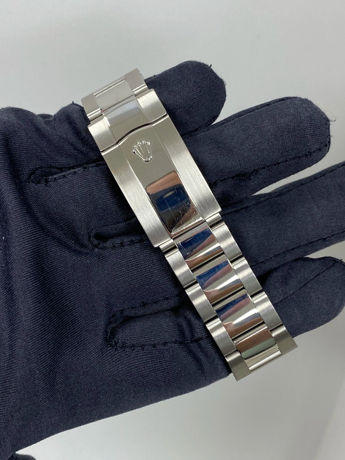 Rolex Sky-Dweller 326934 — listing photograph