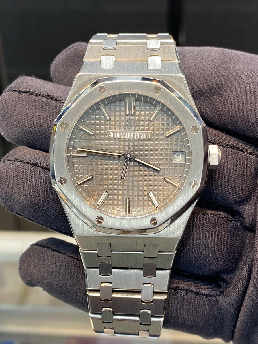 Audemars Piguet Royal Oak Selfwinding 15500ST.OO.1220ST.02