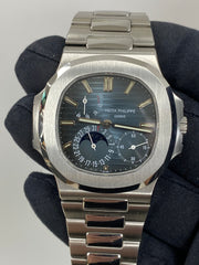 Patek Philippe Nautilus 5712/1A-001 Papers 2007
