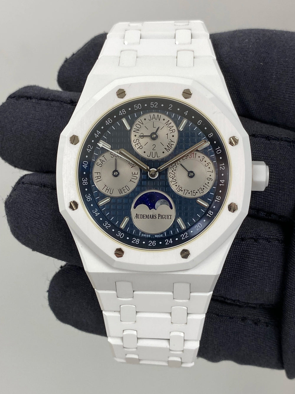 Audemars Piguet Royal Oak Perpetual Calendar 26579CB.OO.1225CB.01 — listing photograph