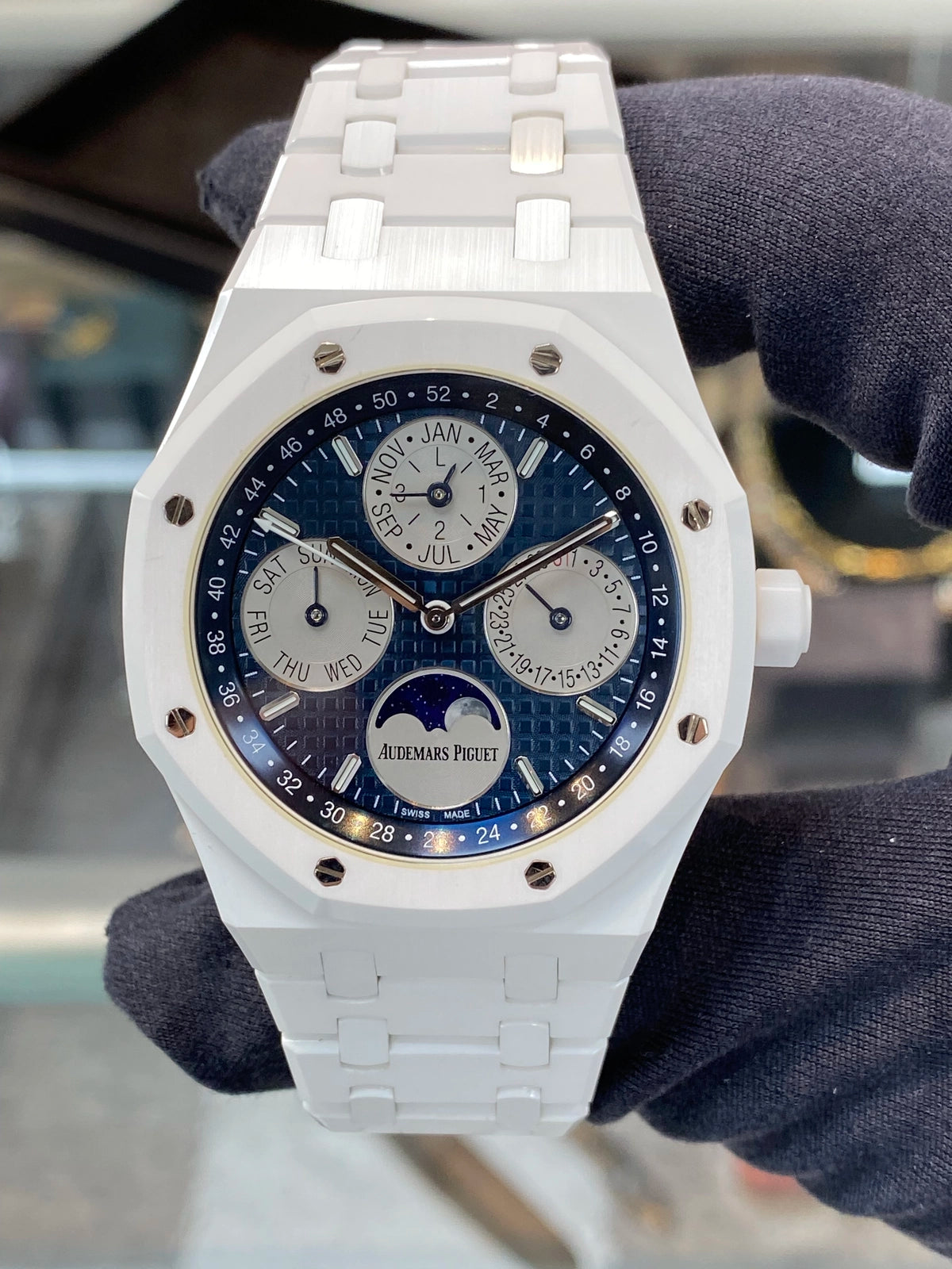 Audemars Piguet Royal Oak Perpetual Calendar 26579CB.OO.1225CB.01 — listing photograph