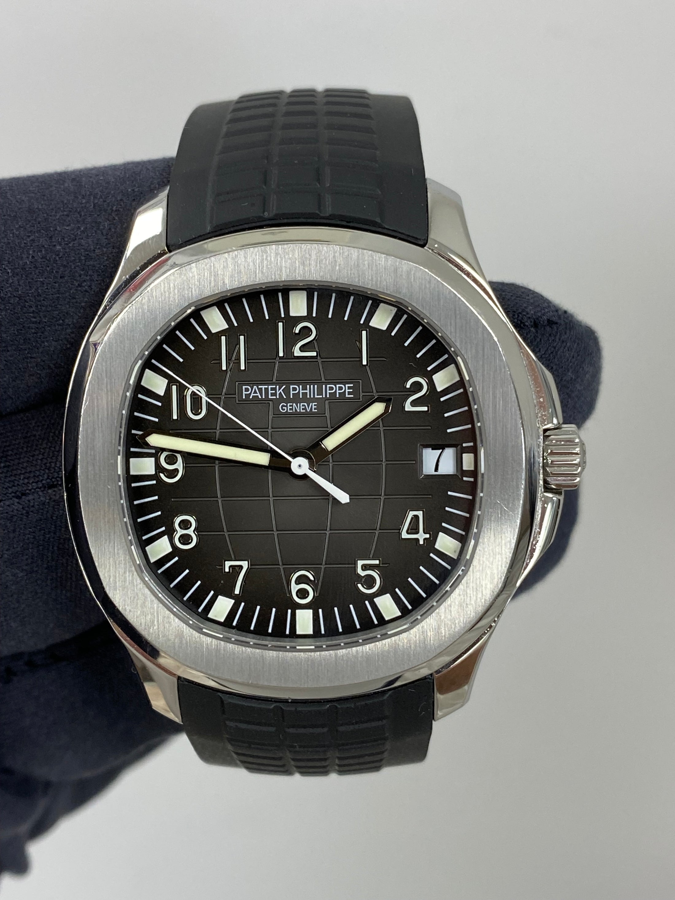 Patek Philippe Aquanaut 5167A-001 Complete 2008 SOLD