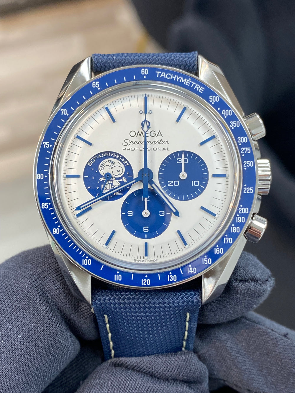 Omega Speedmaster Anniversary Series Co-Axial Master Chronometer Chronograph ‚ÄúSilver Snoopy Award‚Äù 310.32.42.50.02.001 Complete 2025