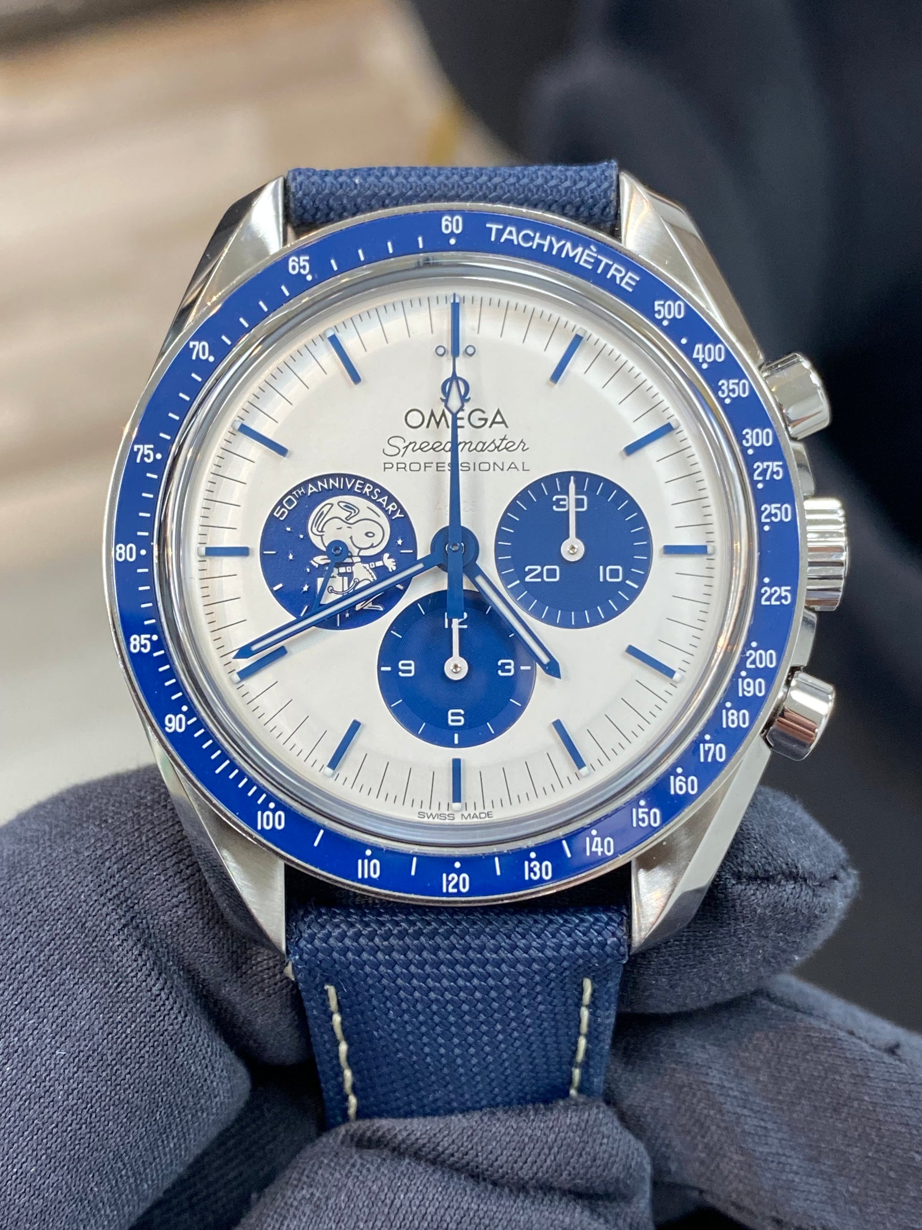 Omega Speedmaster Anniversary Series Co-Axial Master Chronometer Chronograph ‚ÄúSilver Snoopy Award‚Äù 310.32.42.50.02.001 Complete 2025