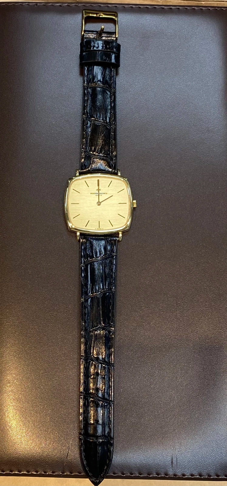 Vacheron Constantin Cushion Case 39203 — listing photograph