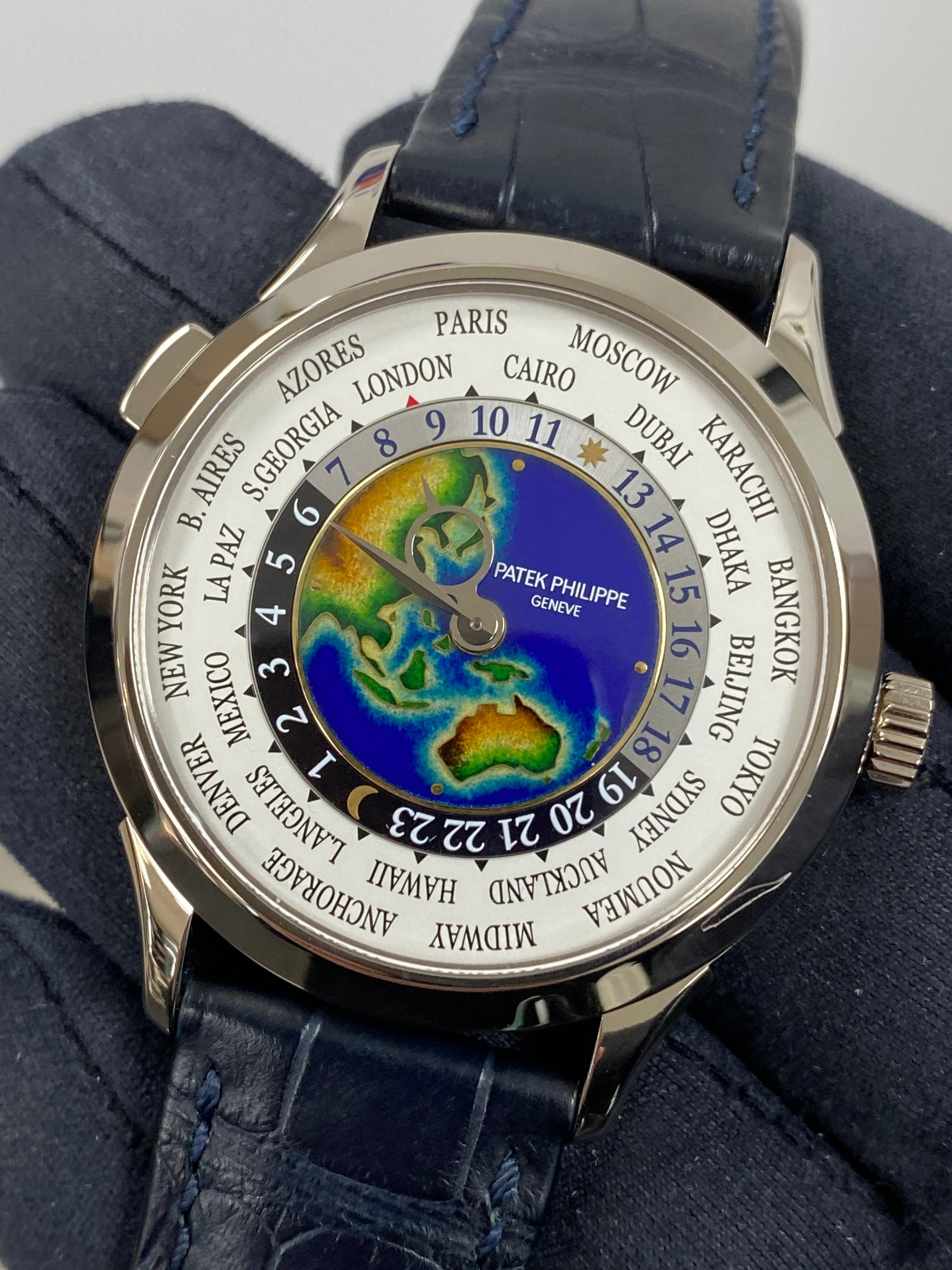 Patek Philippe Complications - World Time - Rare Handcrafts 5231G-001 Papers 2025