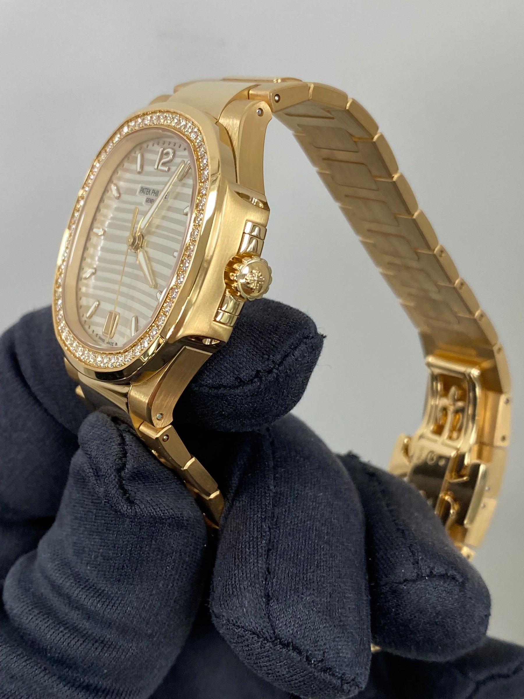 Patek Philippe Ladies Nautilus 7118/1200R-001 Complete 2026