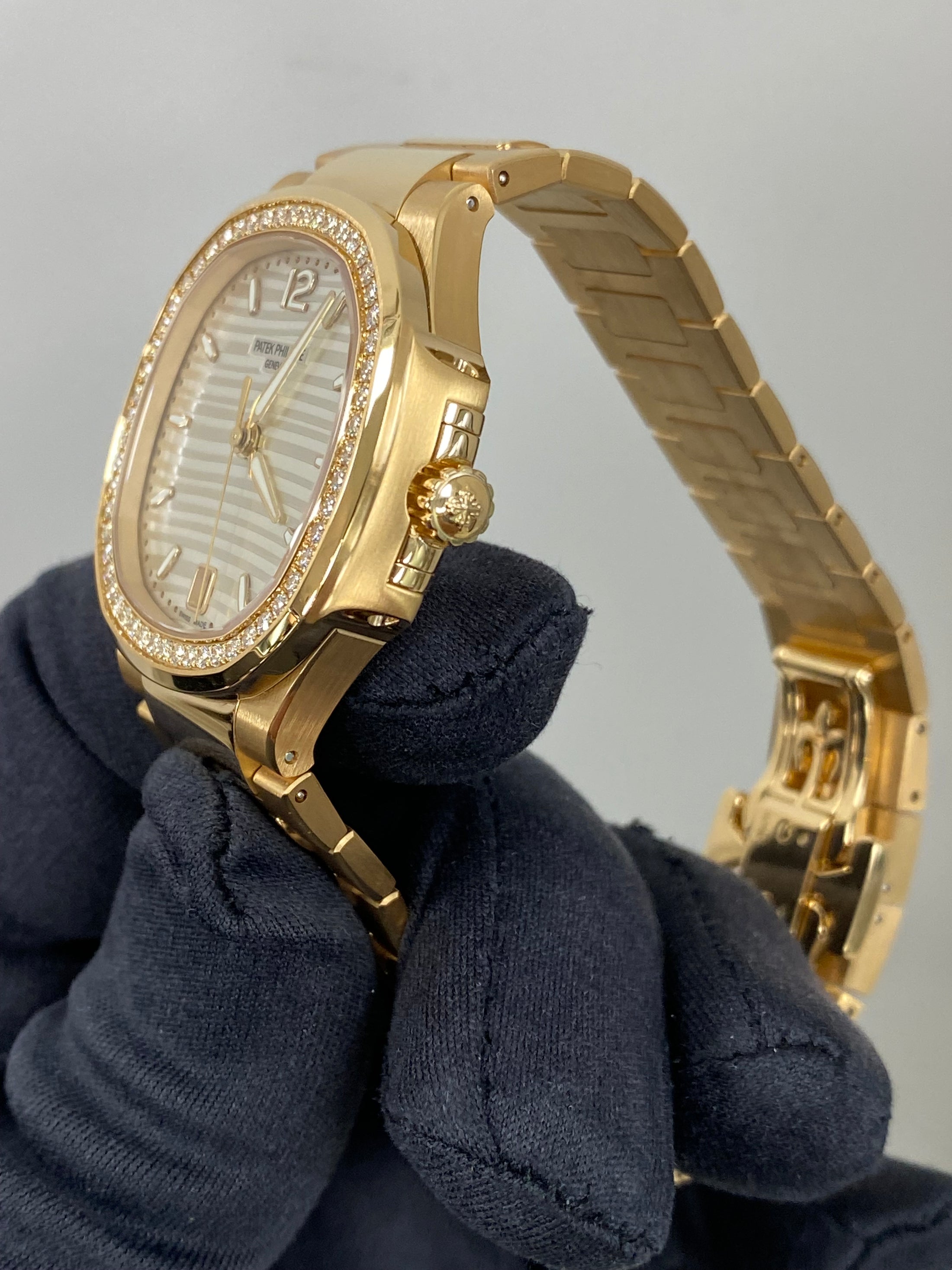 Patek Philippe Ladies Nautilus 7118/1200R-001 Complete 2026