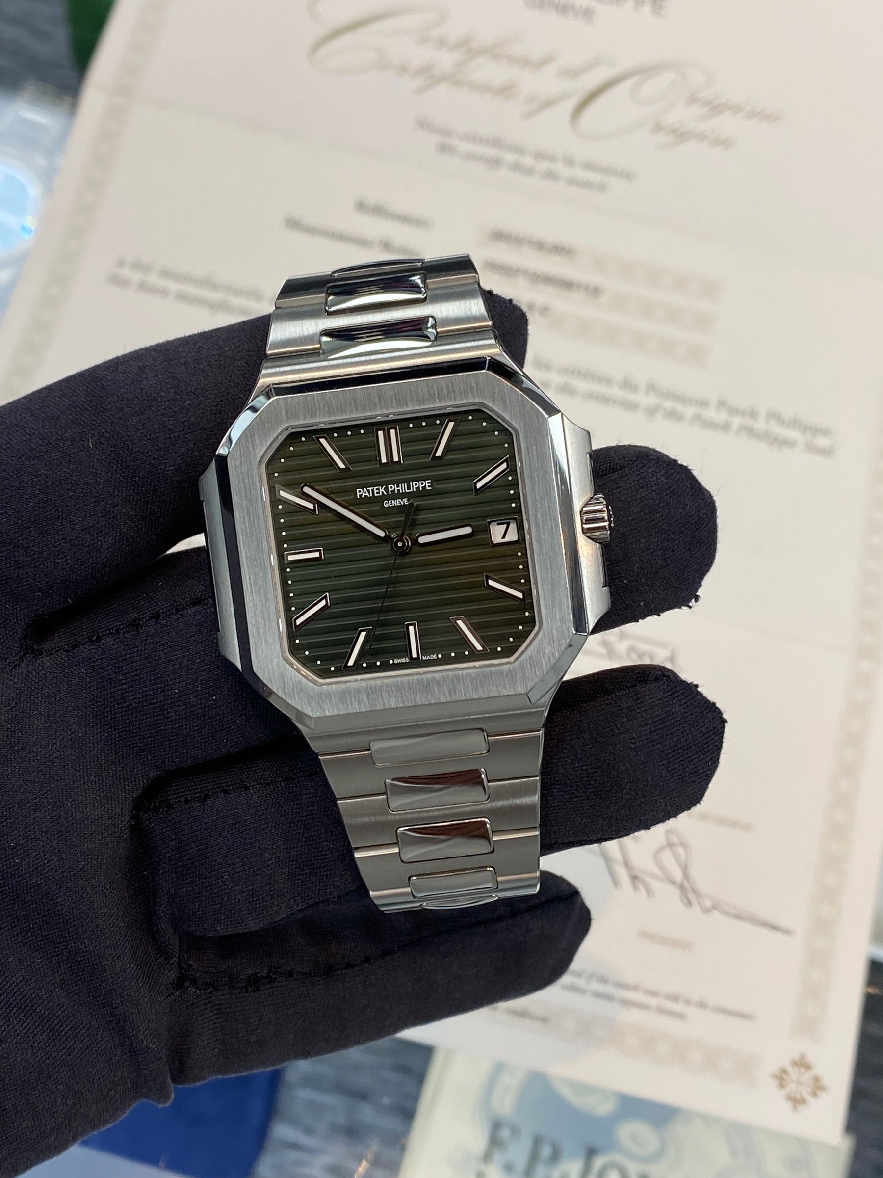 Patek Philippe Cubitus 5821/1A-001 Complete 2024