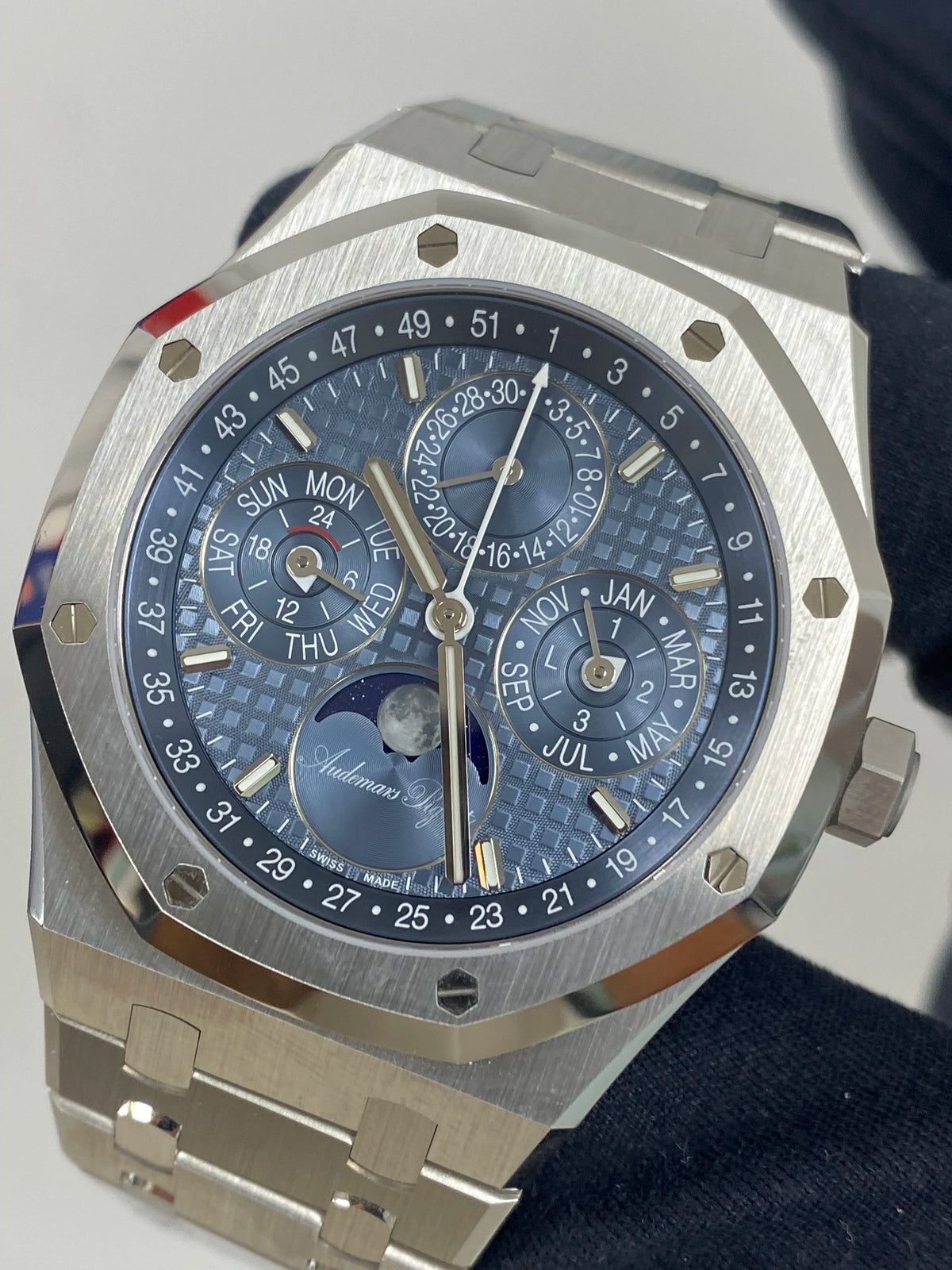 AUDEMARS PIGUET Royal Oak Perpetual Calendar 26674ST Complete 2025