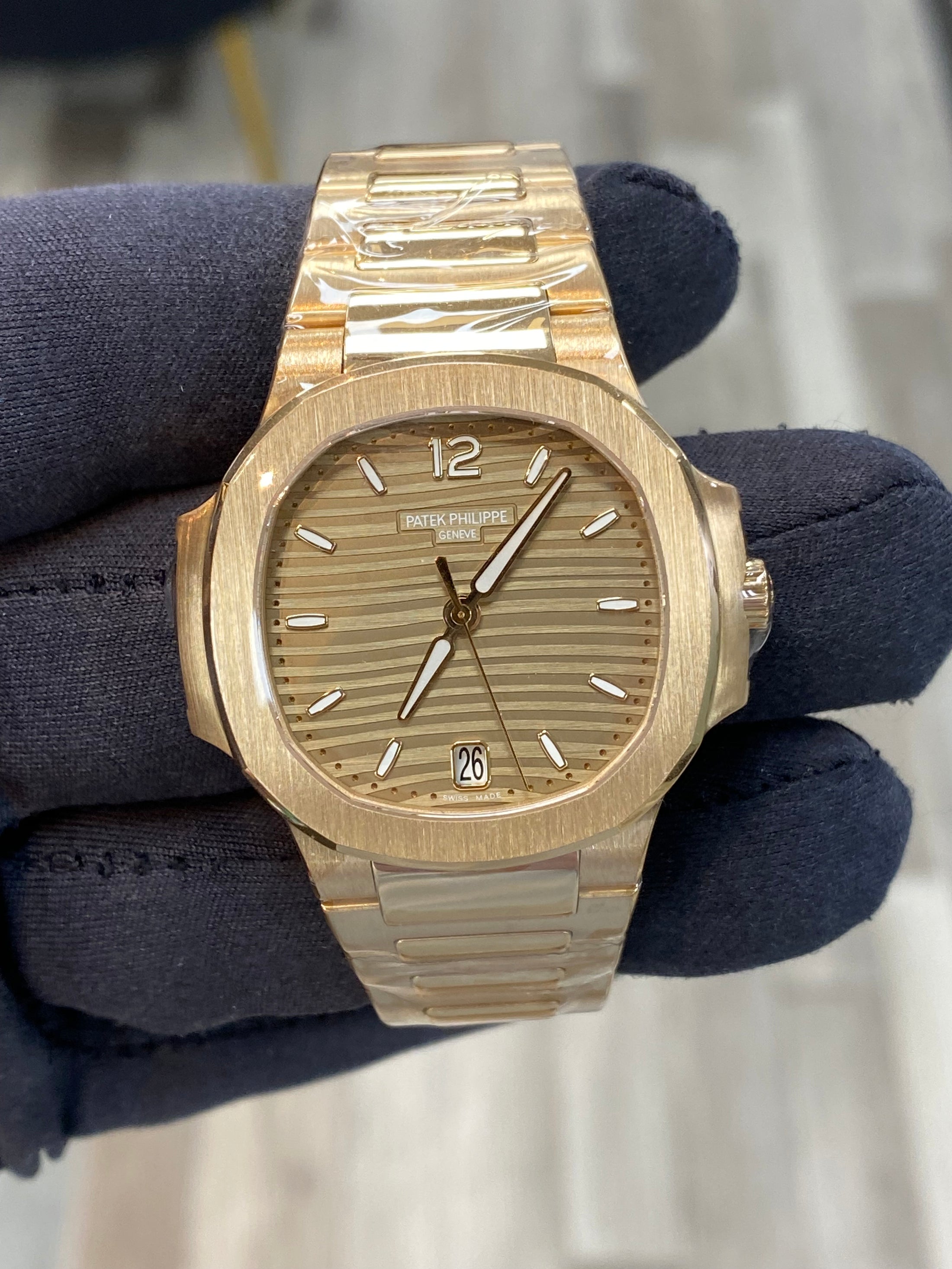 Patek Philippe Ladies Nautilus 7118/1R-010 Complete 2021