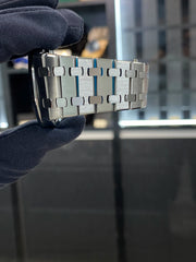 Audemars Piguet Royal Oak Selfwinding 15300ST.OO.1220ST.02 Complete 2010 SOLD