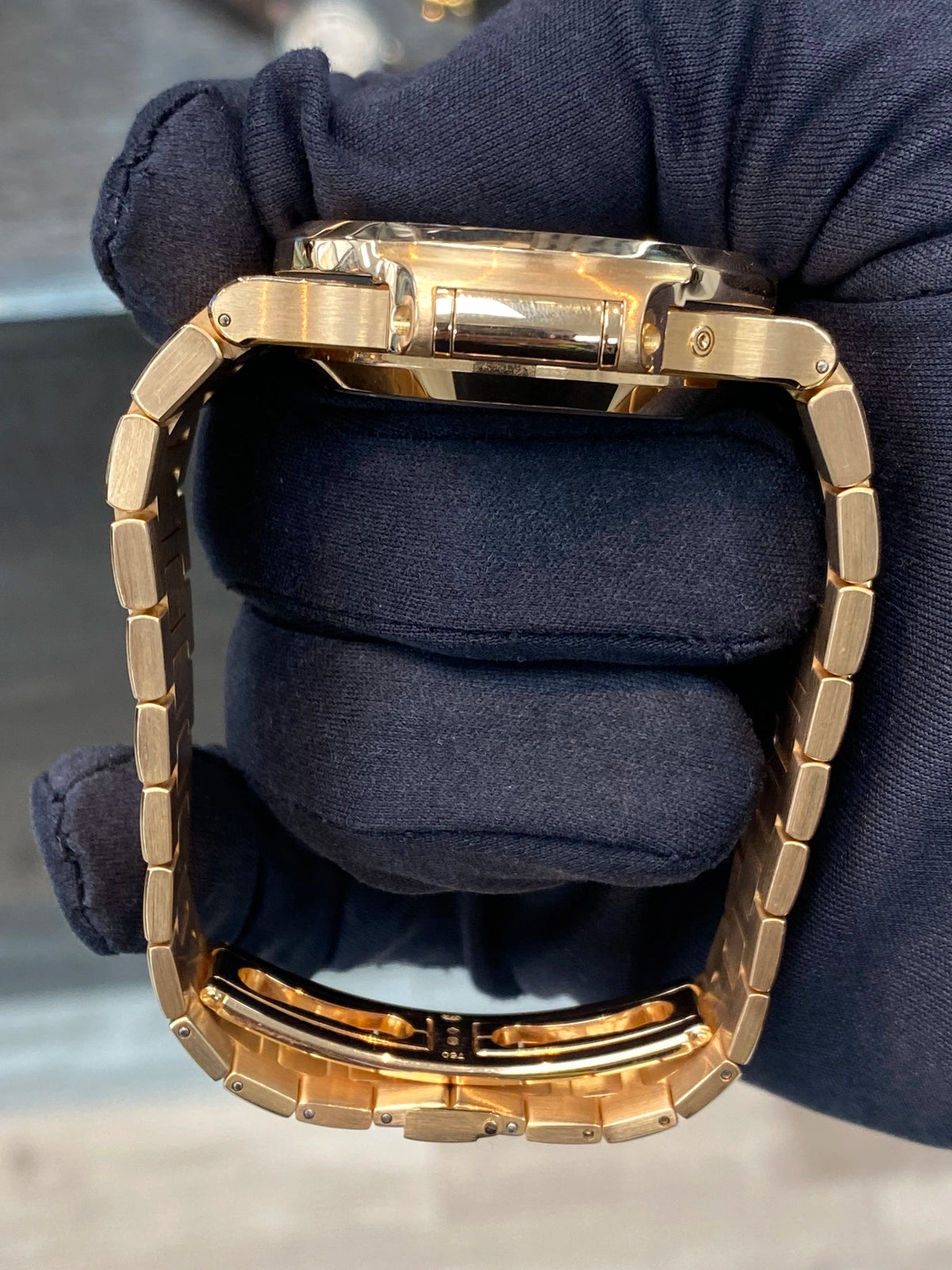 Patek Philippe Nautilus 5980/1R-001 Complete 2016