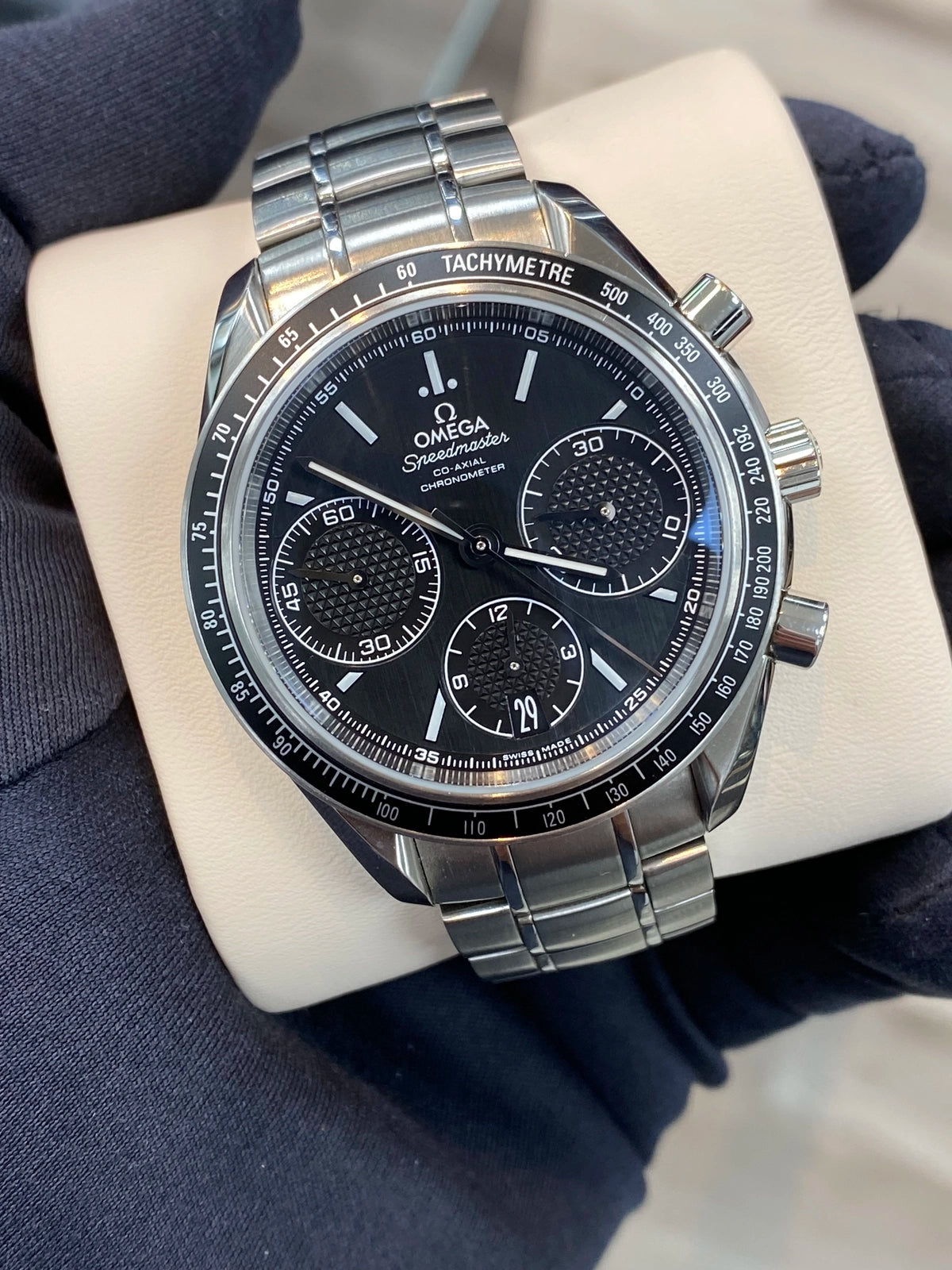 Omega Speedmaster 326.30.40.50.01.001 Complete 2021 SOLD