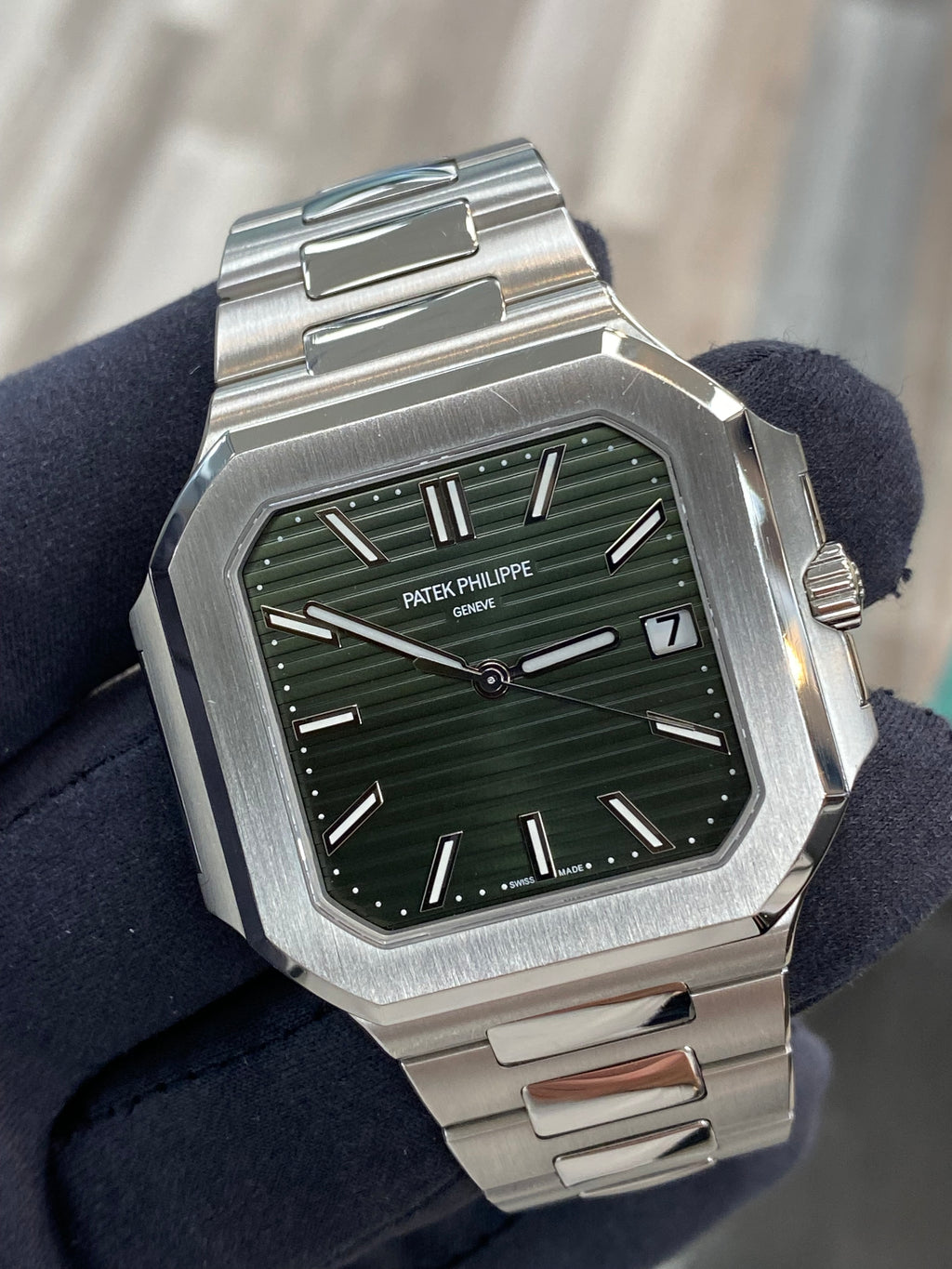 Patek Philippe Cubitus 5821/1A-001 Complete 2024