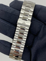 Patek Philippe Nautilus 5990/1A-001 Complete 2020 SOLD