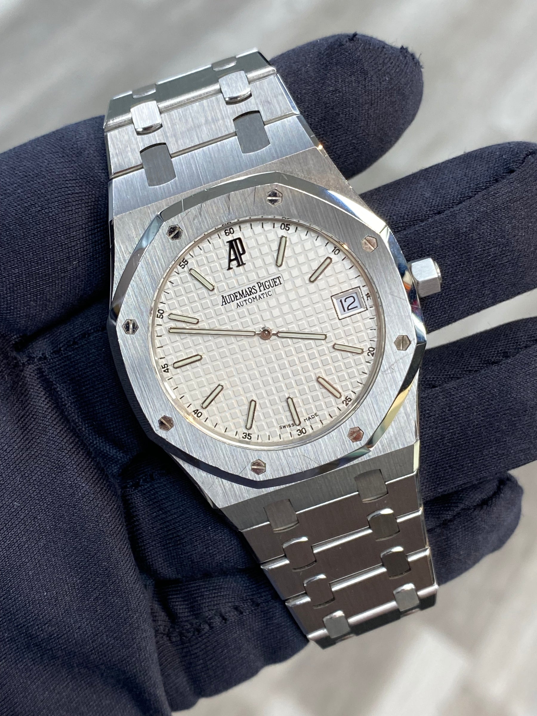 Audemars Piguet Royal Oak "Jumbo" Extra-Thin 15202ST.OO.0944ST.01 Archives 2008