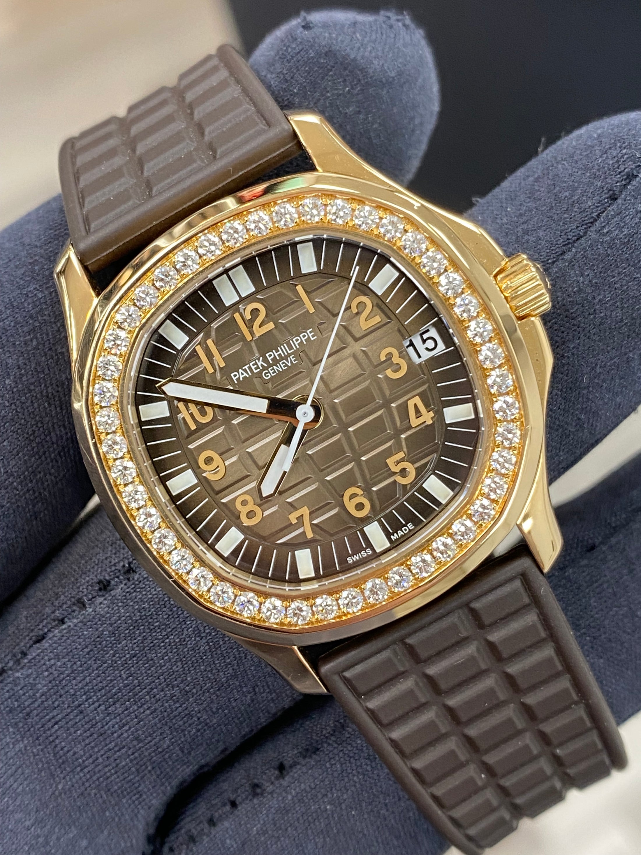 Patek Philippe Aquanaut 5068R Papers 2015
