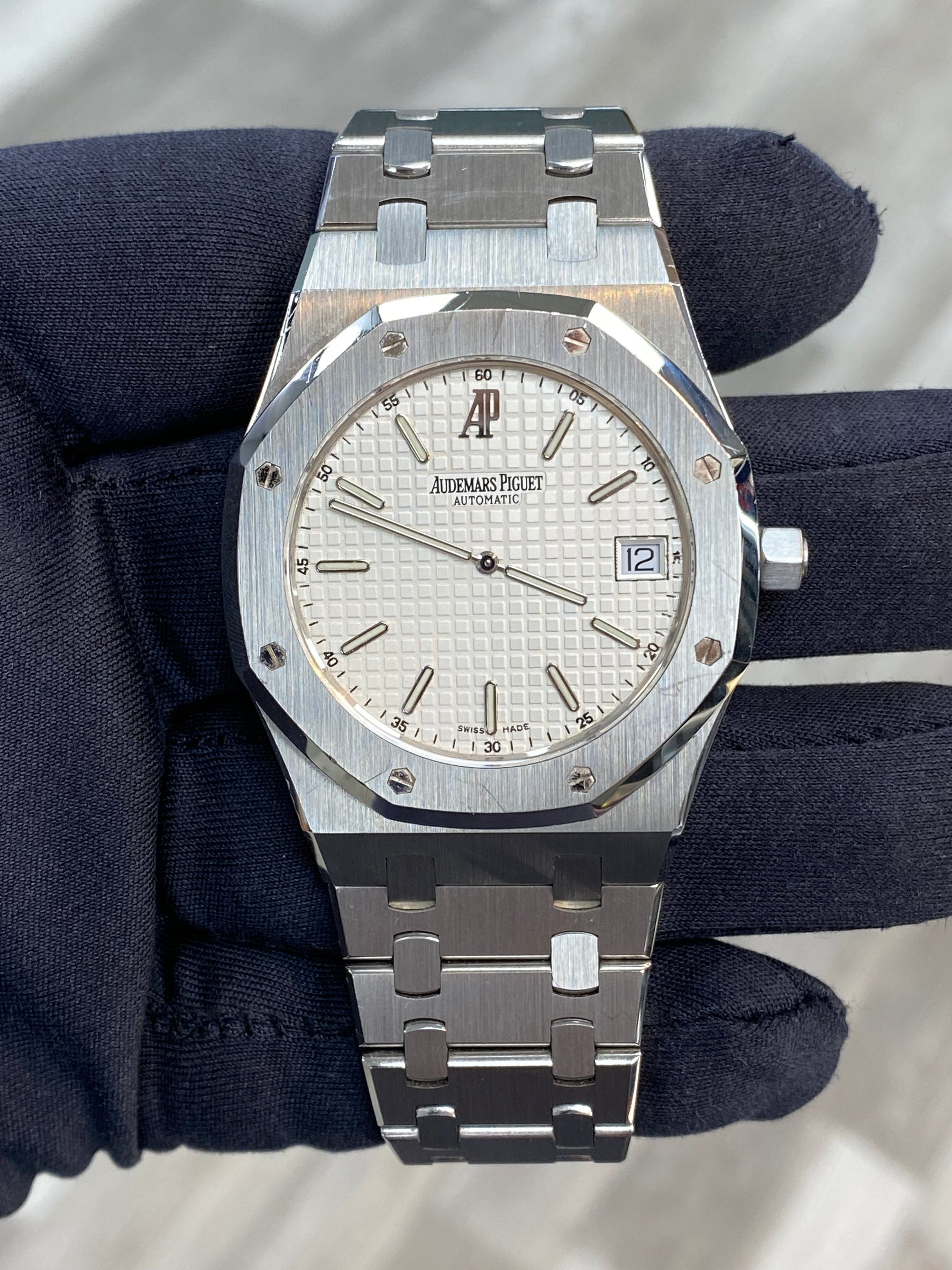 Audemars Piguet Royal Oak "Jumbo" Extra-Thin 15202ST.OO.0944ST.01 Archives 2008